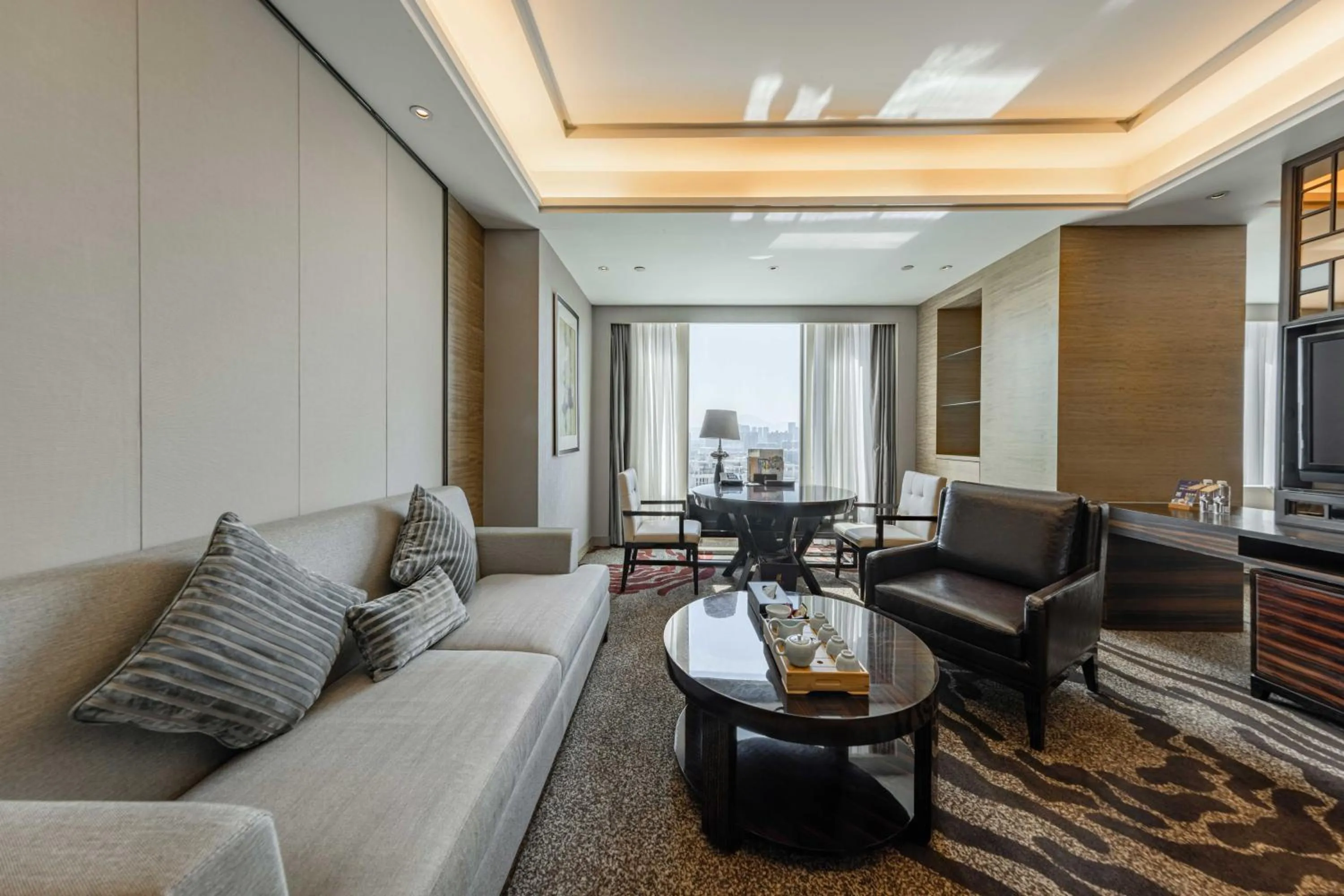 Shenzhen LANGYUE International Hotel