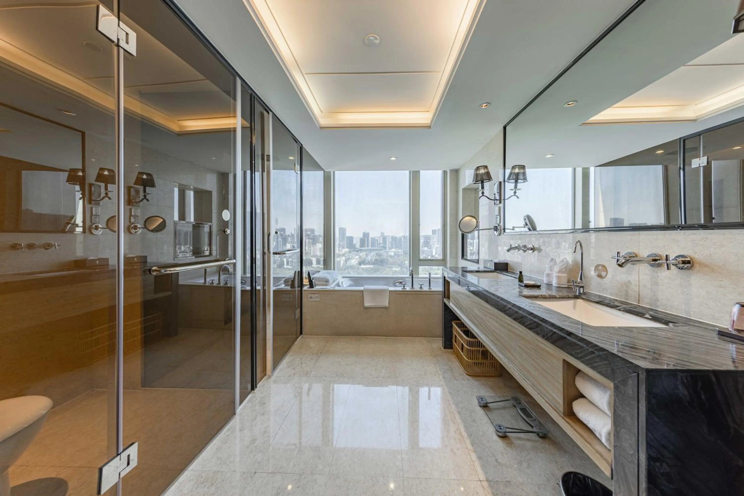 Shenzhen LANGYUE International Hotel