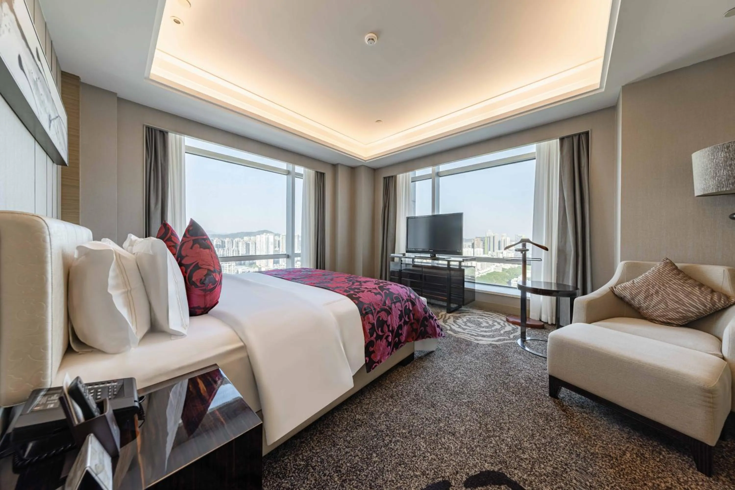 Bed in Shenzhen LANGYUE International Hotel