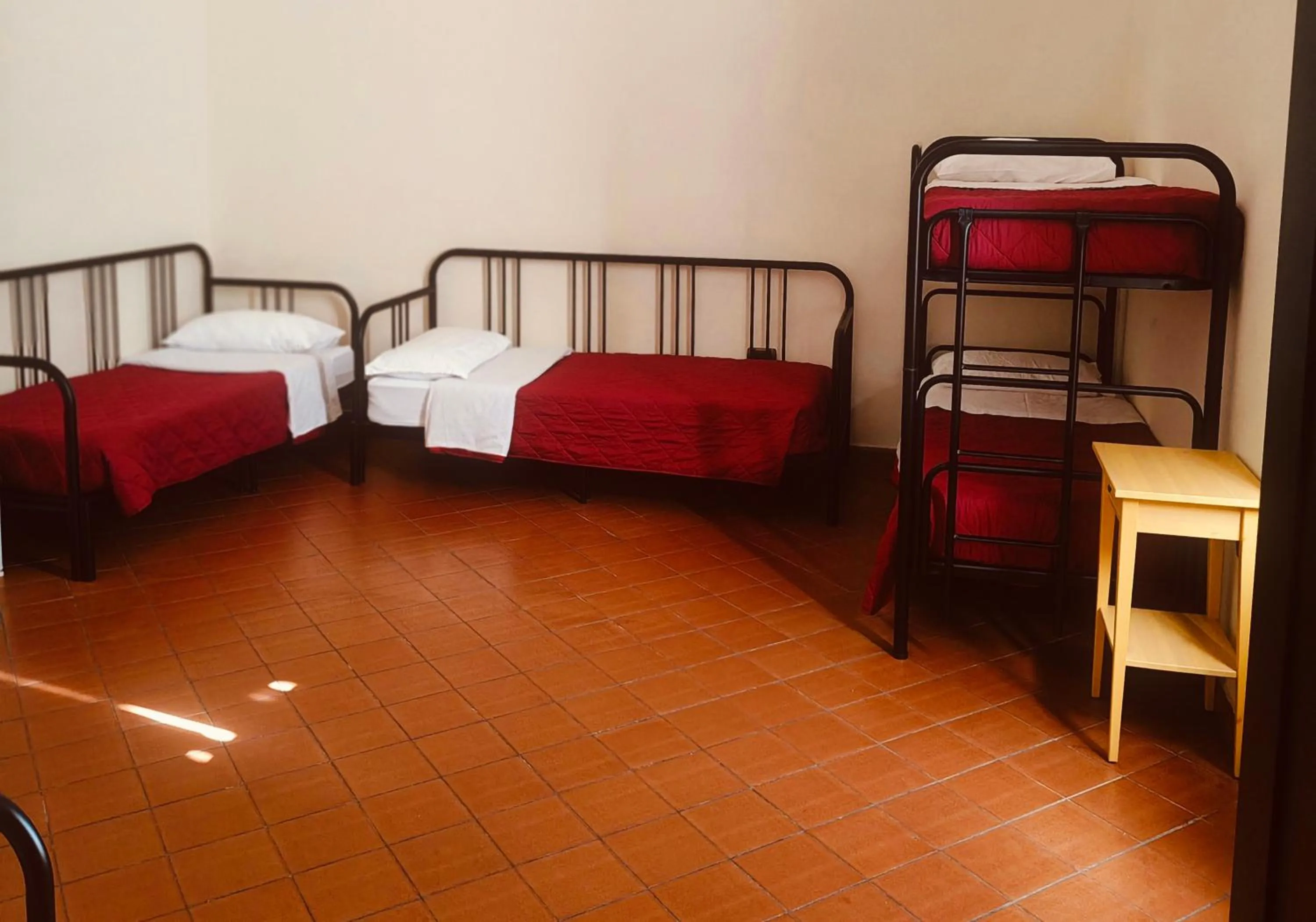 Bed in Student's Hostel Della Ghiara