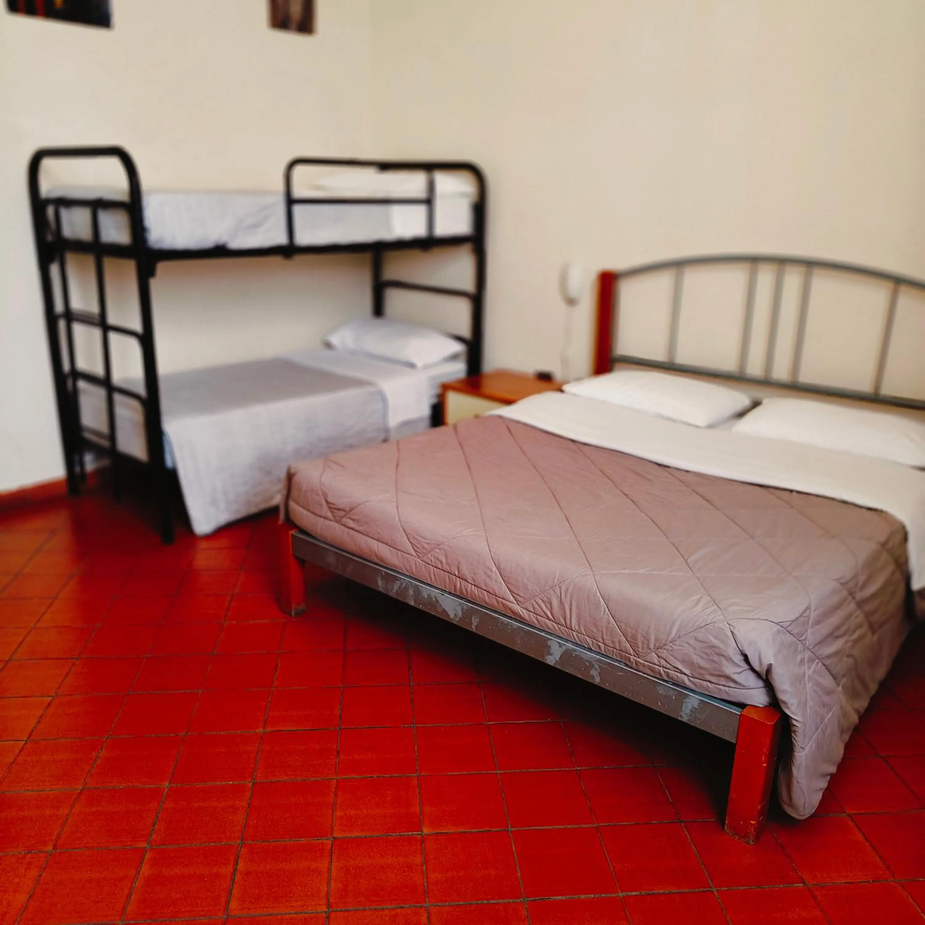 Bed in Student's Hostel Della Ghiara