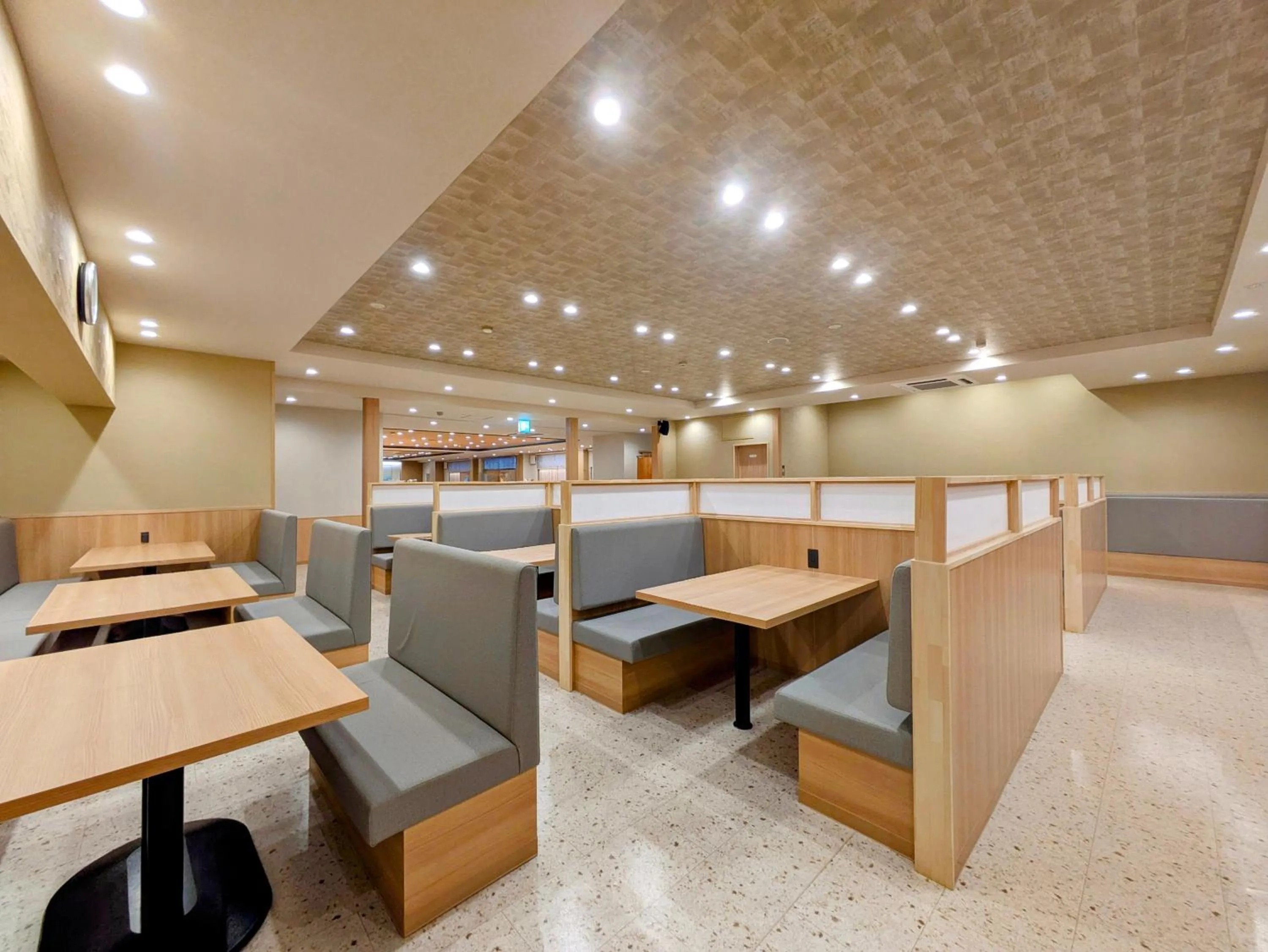 Restaurant/places to eat in Itoen Hotel Shima