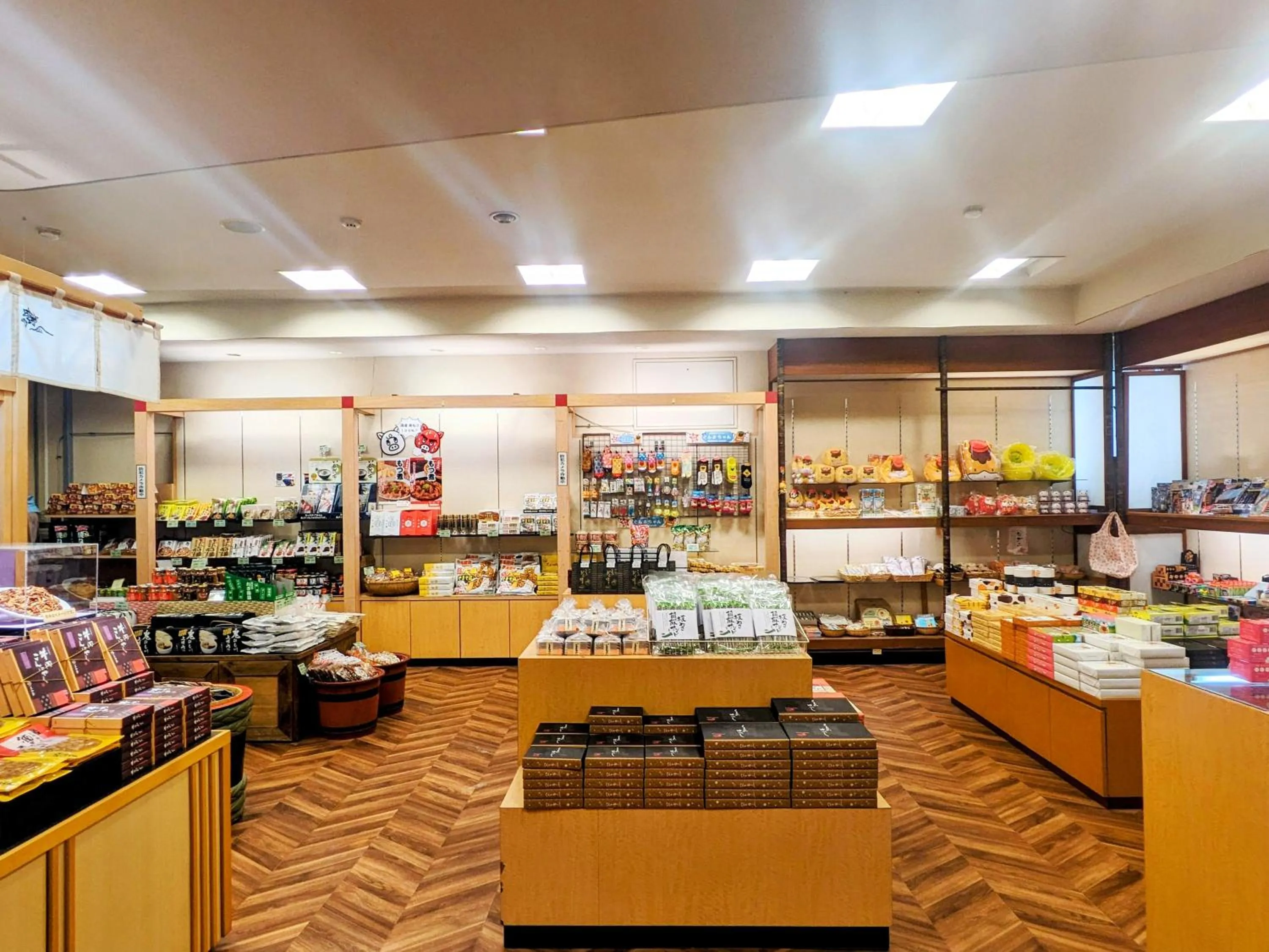 On-site shops in Itoen Hotel Shima