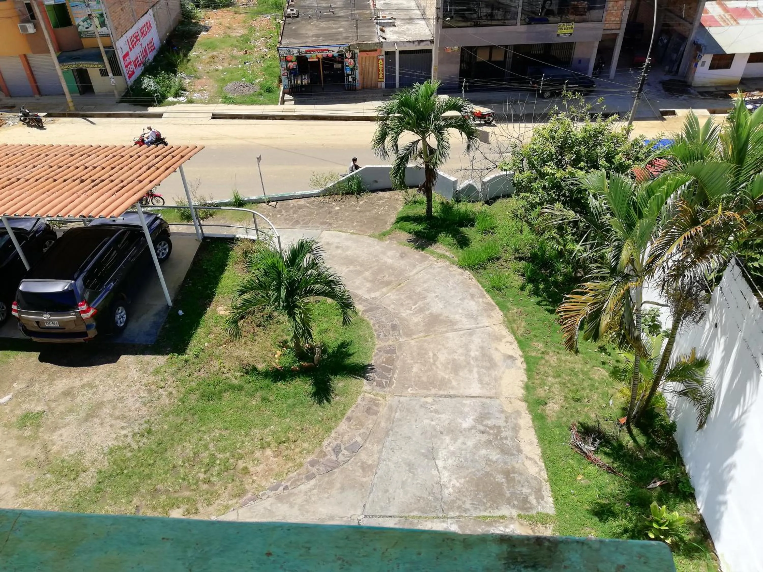 Hostal Cordillera Azul