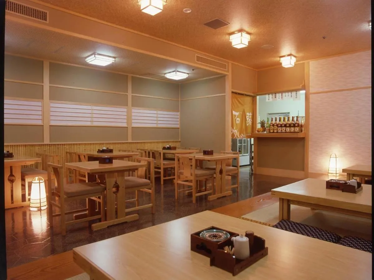 Communal lounge/ TV room in Hotel Yumoto