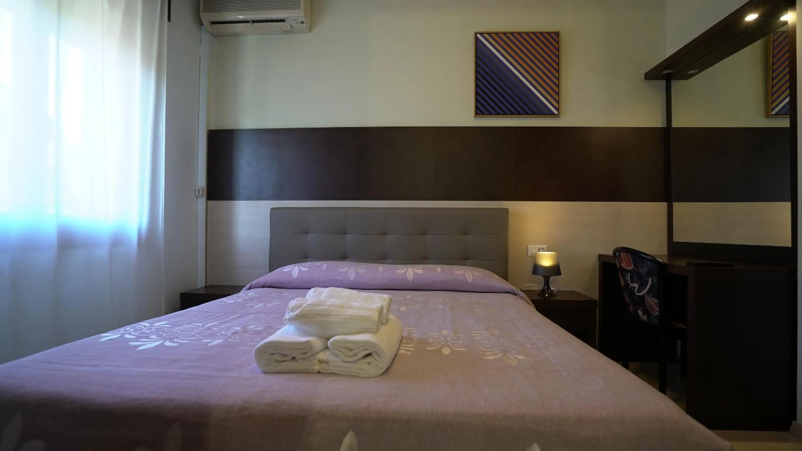 Bed in Hotel Colombo