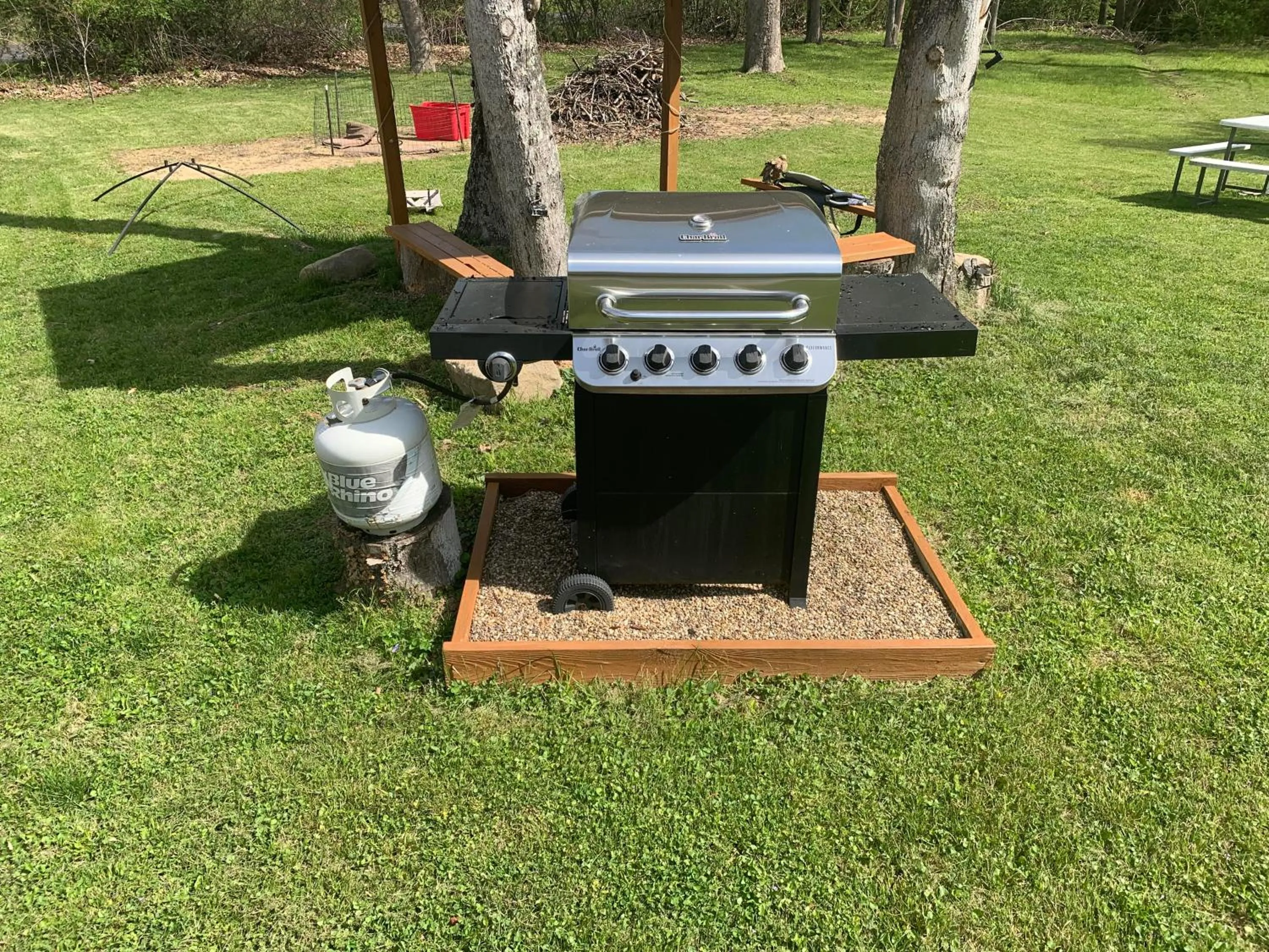 BBQ facilities in Log Cabin in the Field