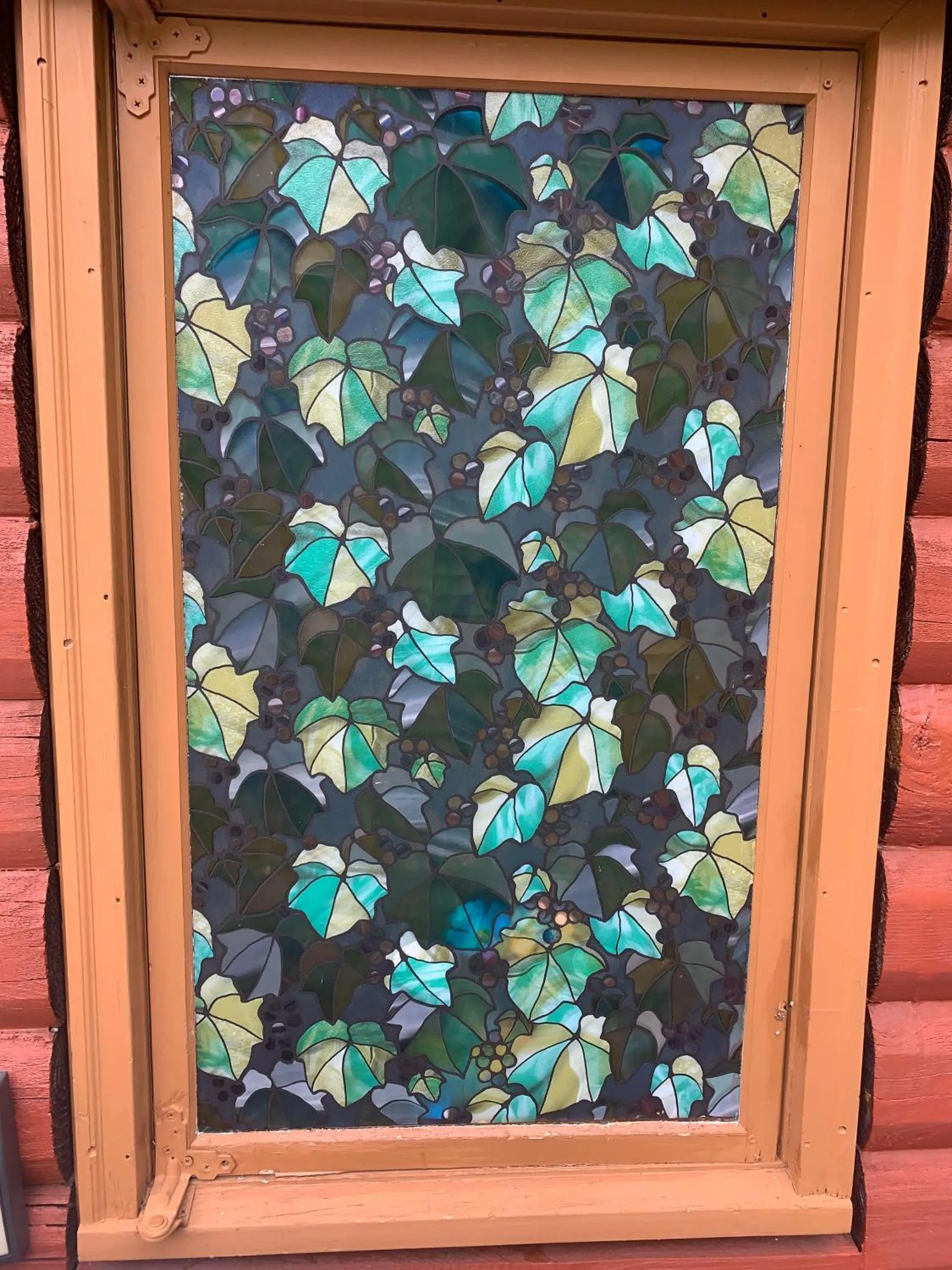 Decorative detail in Log Cabin in the Field