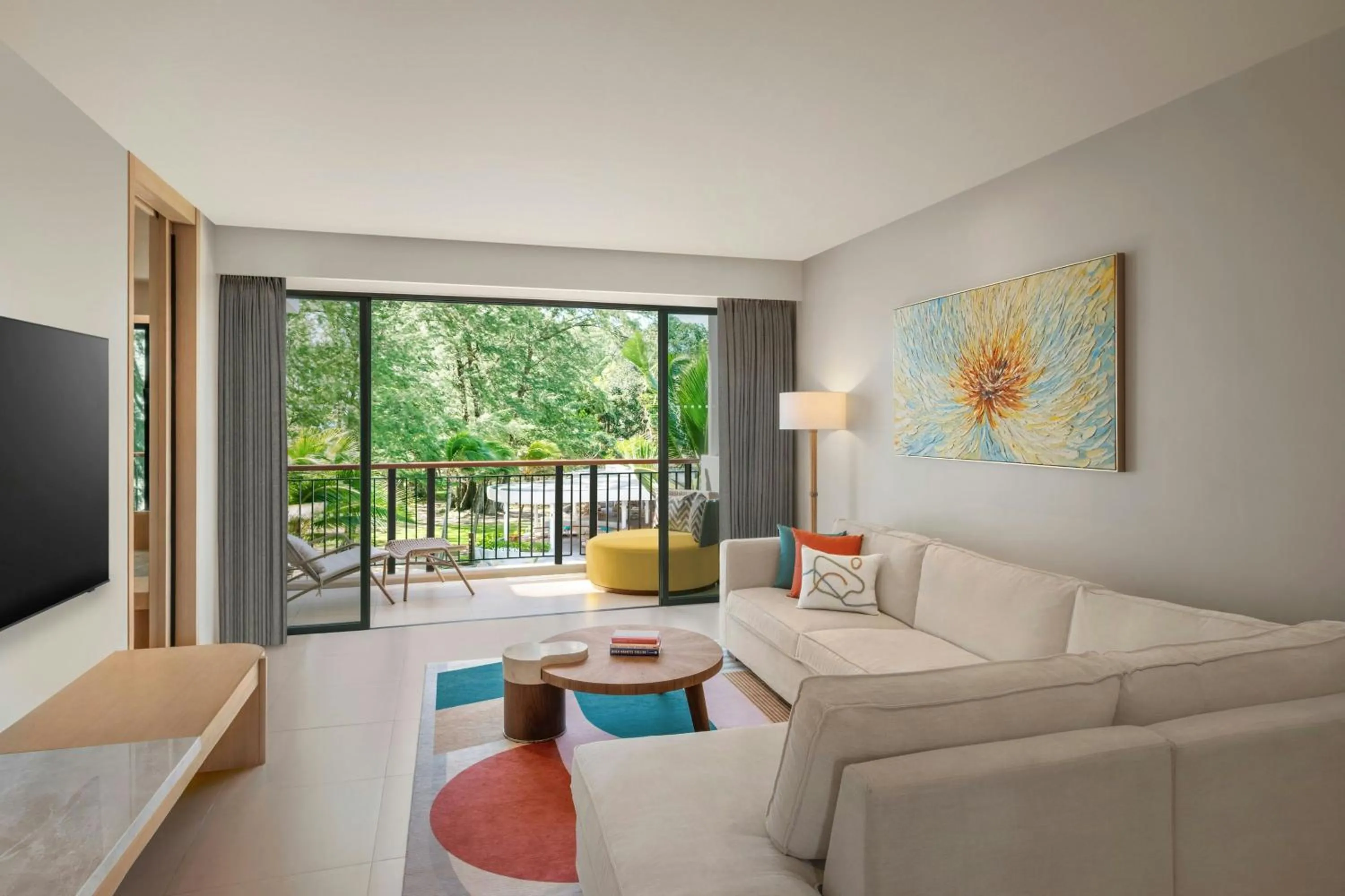Living room in Le Meridien Phuket Mai Khao Beach Resort