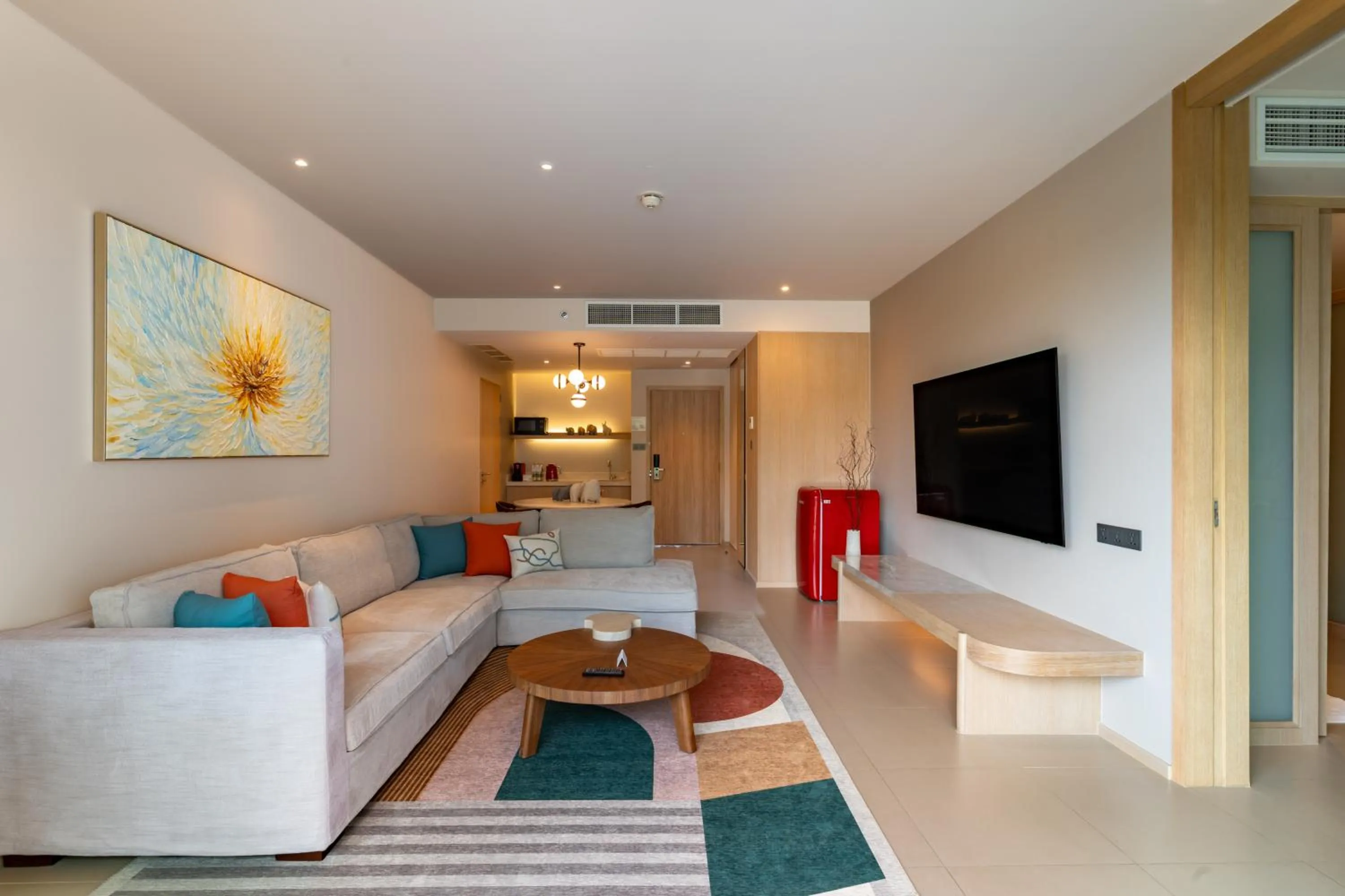 Bed in Le Meridien Phuket Mai Khao Beach Resort