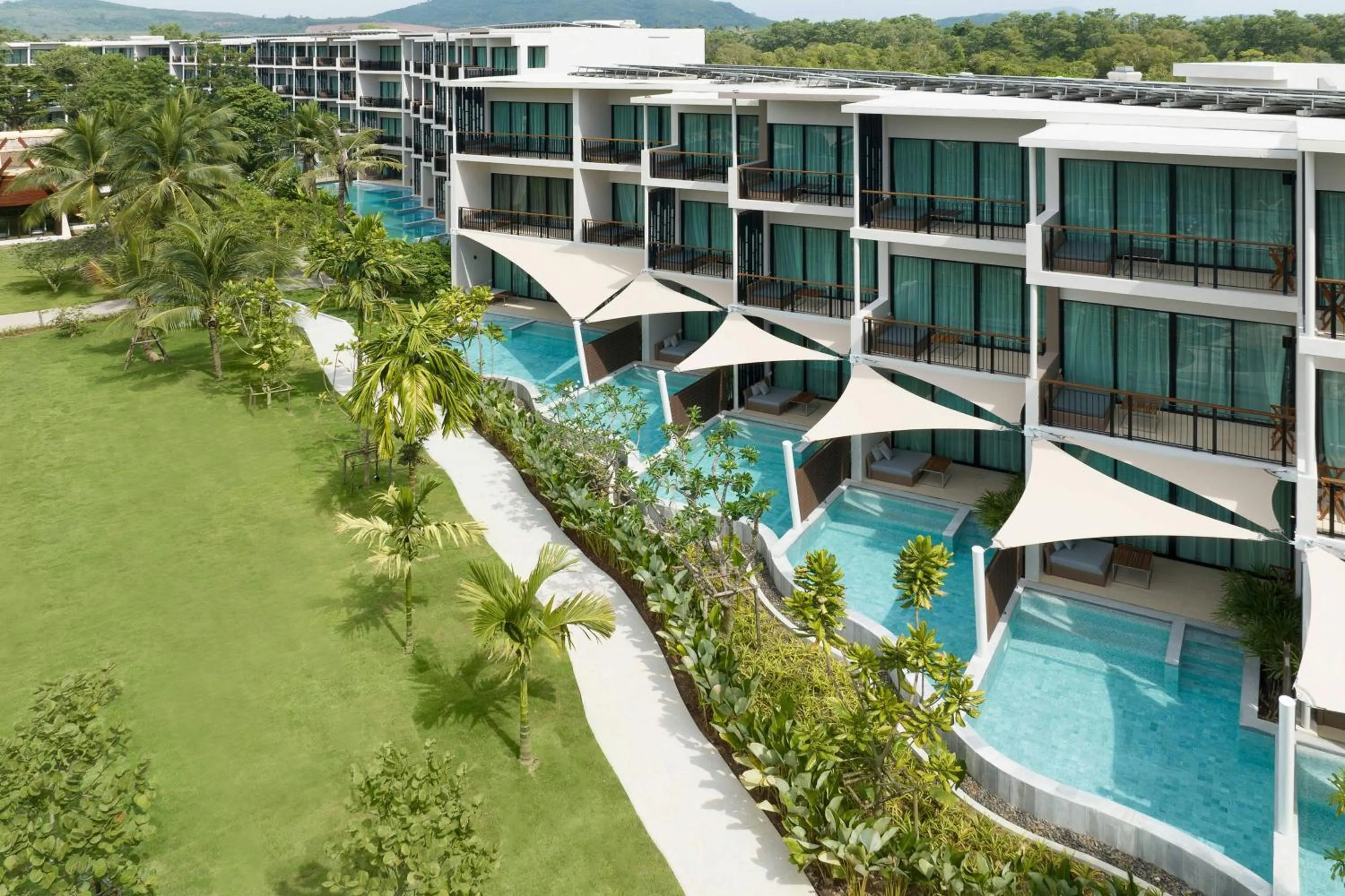 Property building in Le Meridien Phuket Mai Khao Beach Resort