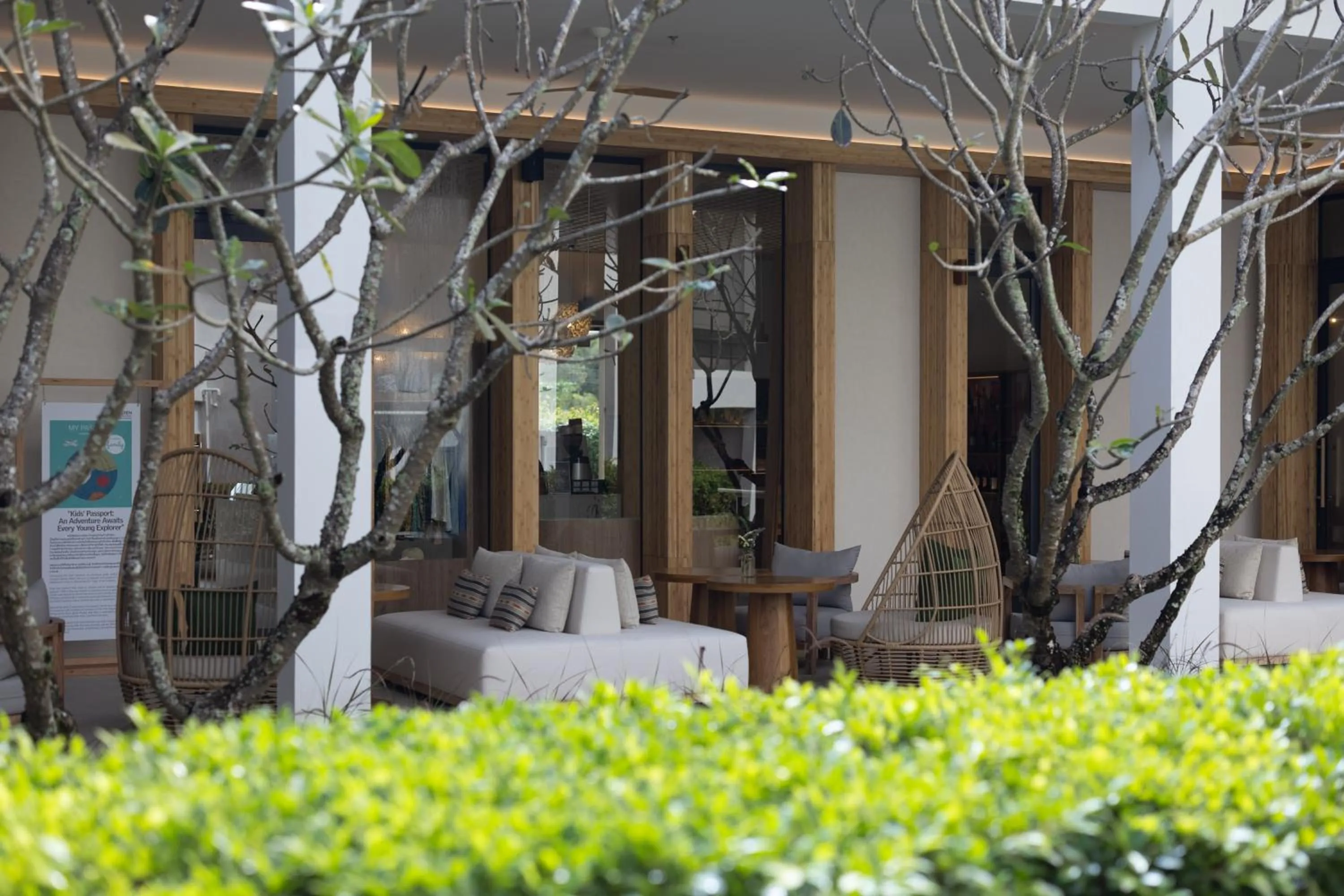 Property building in Le Meridien Phuket Mai Khao Beach Resort