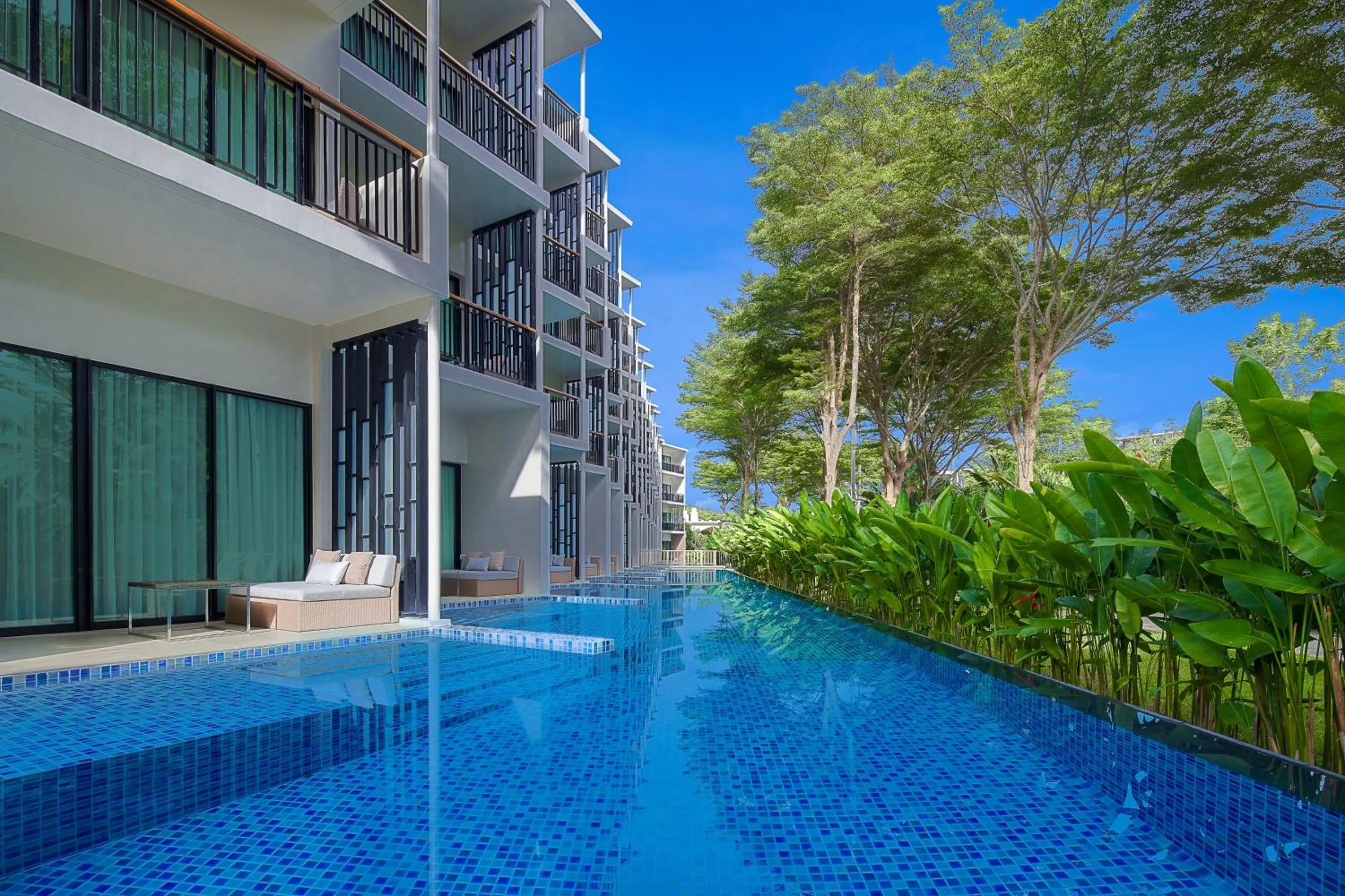 Property building in Le Meridien Phuket Mai Khao Beach Resort