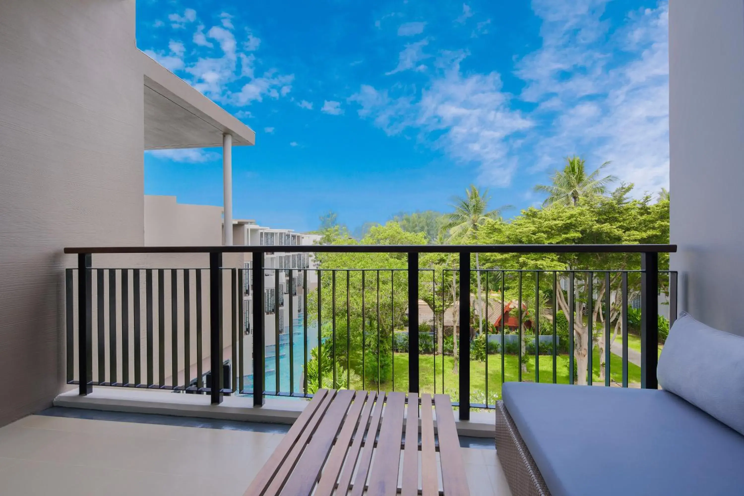 Deluxe Guest room, 1 King, Garden view, Balcony in Le Meridien Phuket Mai Khao Beach Resort Deluxe Guest room, 1 King, Garden view, Balcony in Le Meridien Phuket Mai Khao Beach Resort