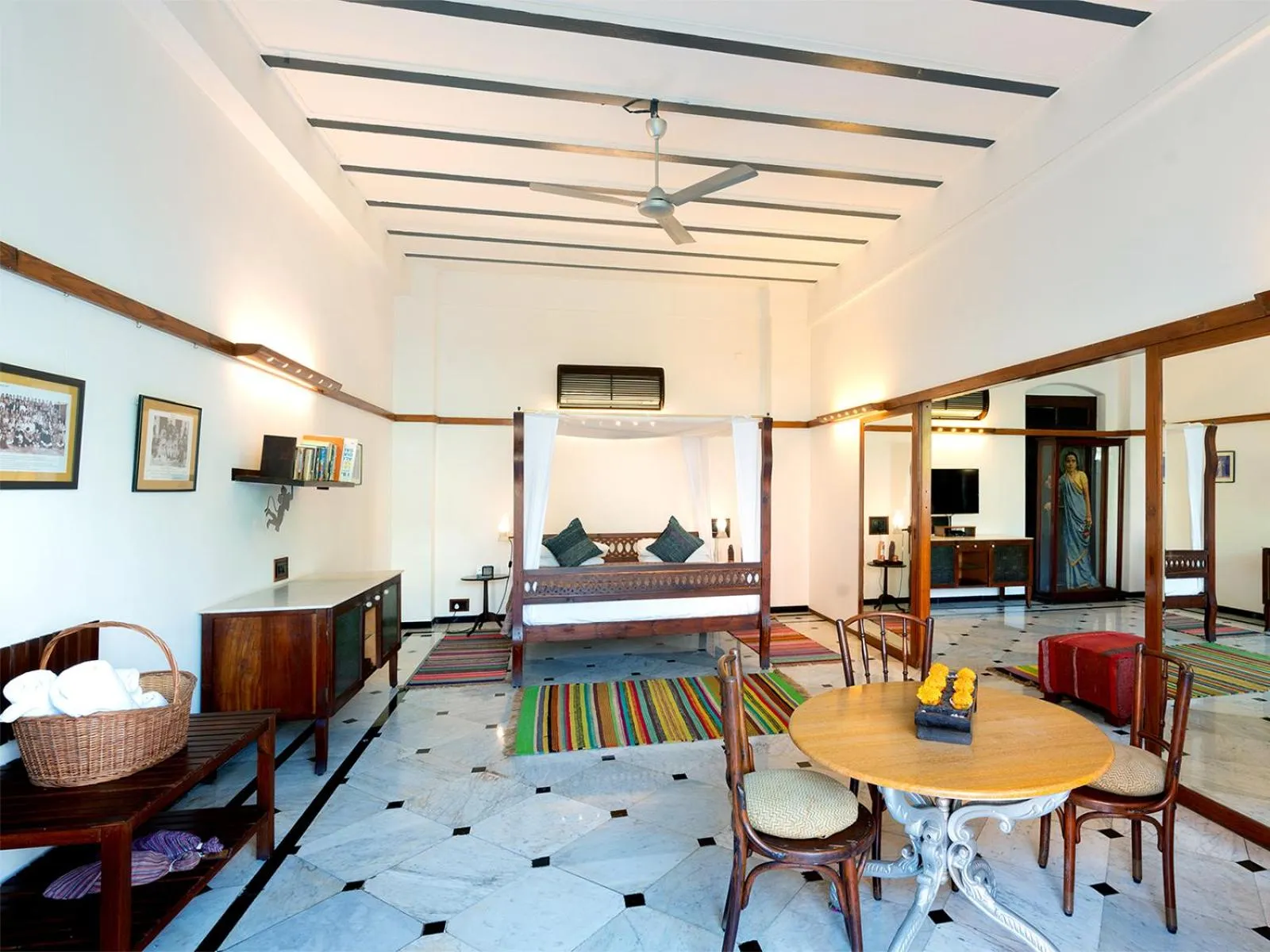 Bed in The House of MG-A Heritage Hotel, Ahmedabad