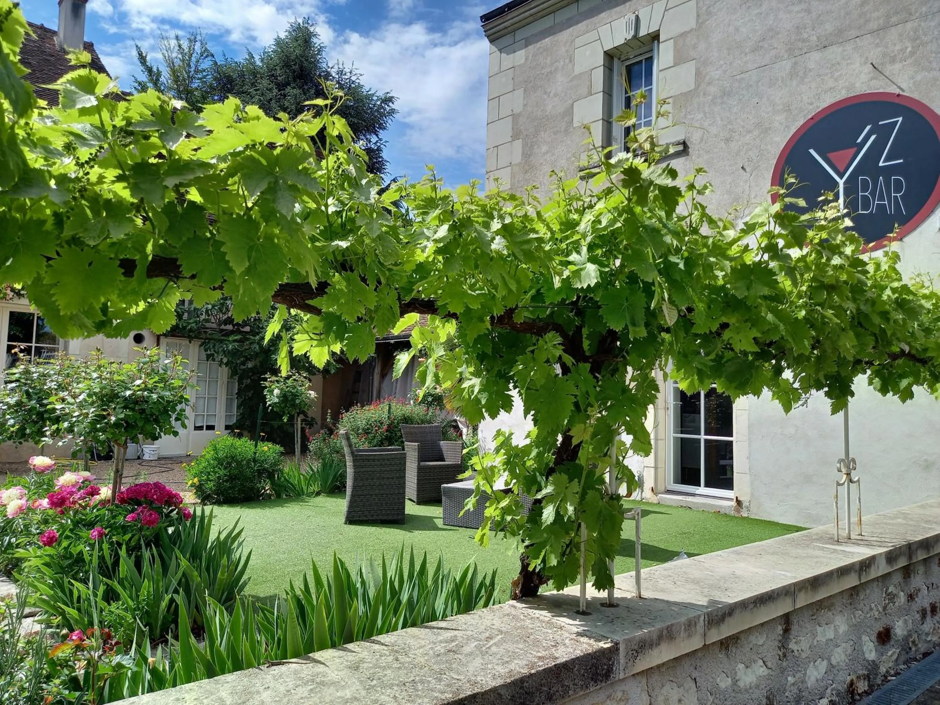 Restaurant/places to eat in Logis Hôtel Restaurant Relais de la Mothe