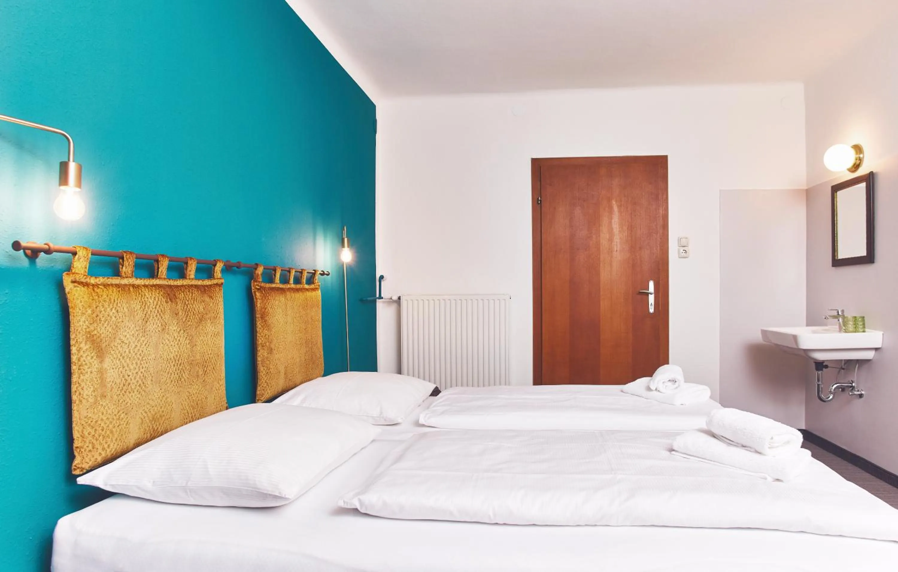 Photo of the whole room, Bed in Boutique-Gasthof Ueberfuhr