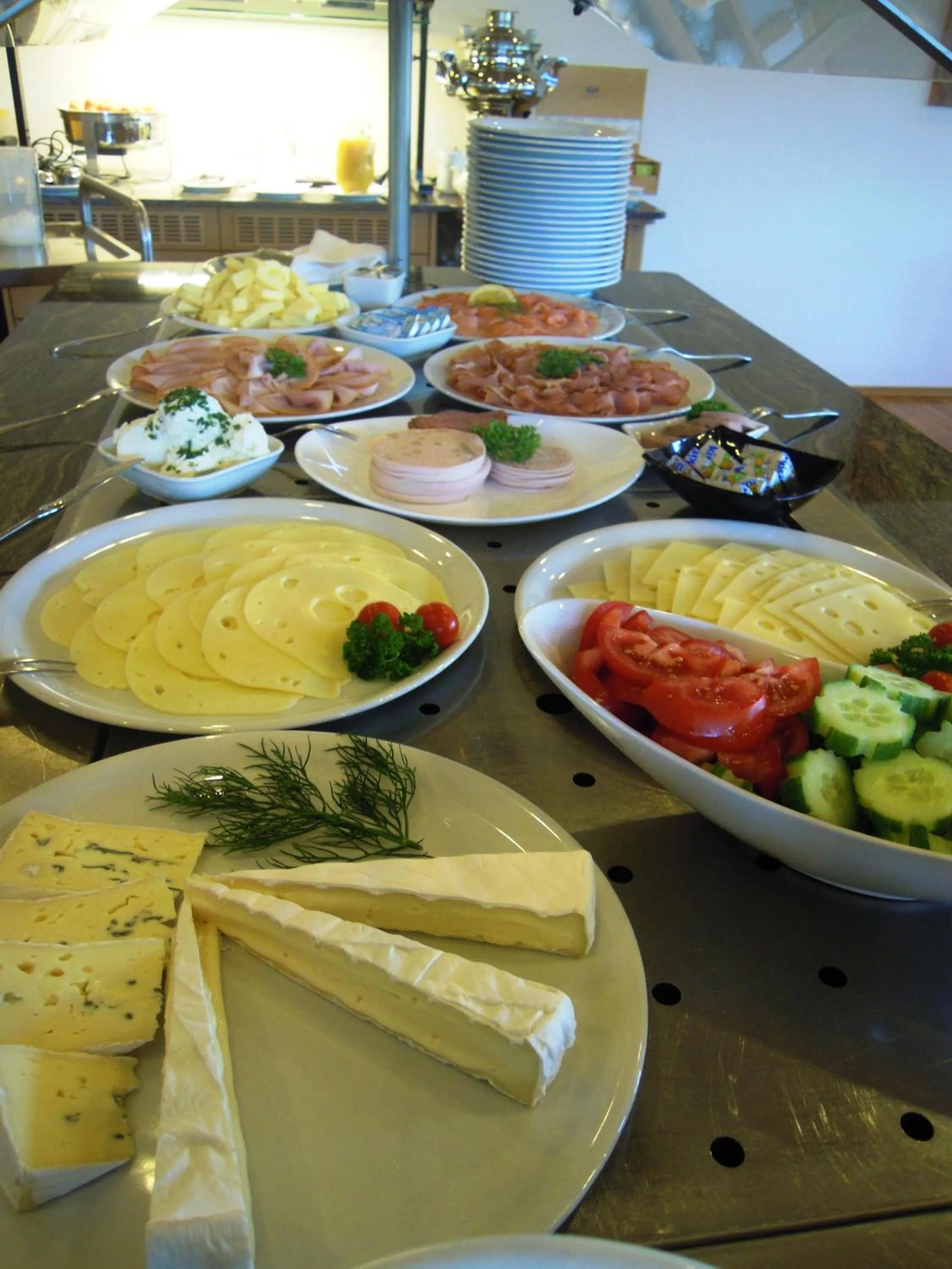 Buffet breakfast in Tagungshaus Regina Pacis