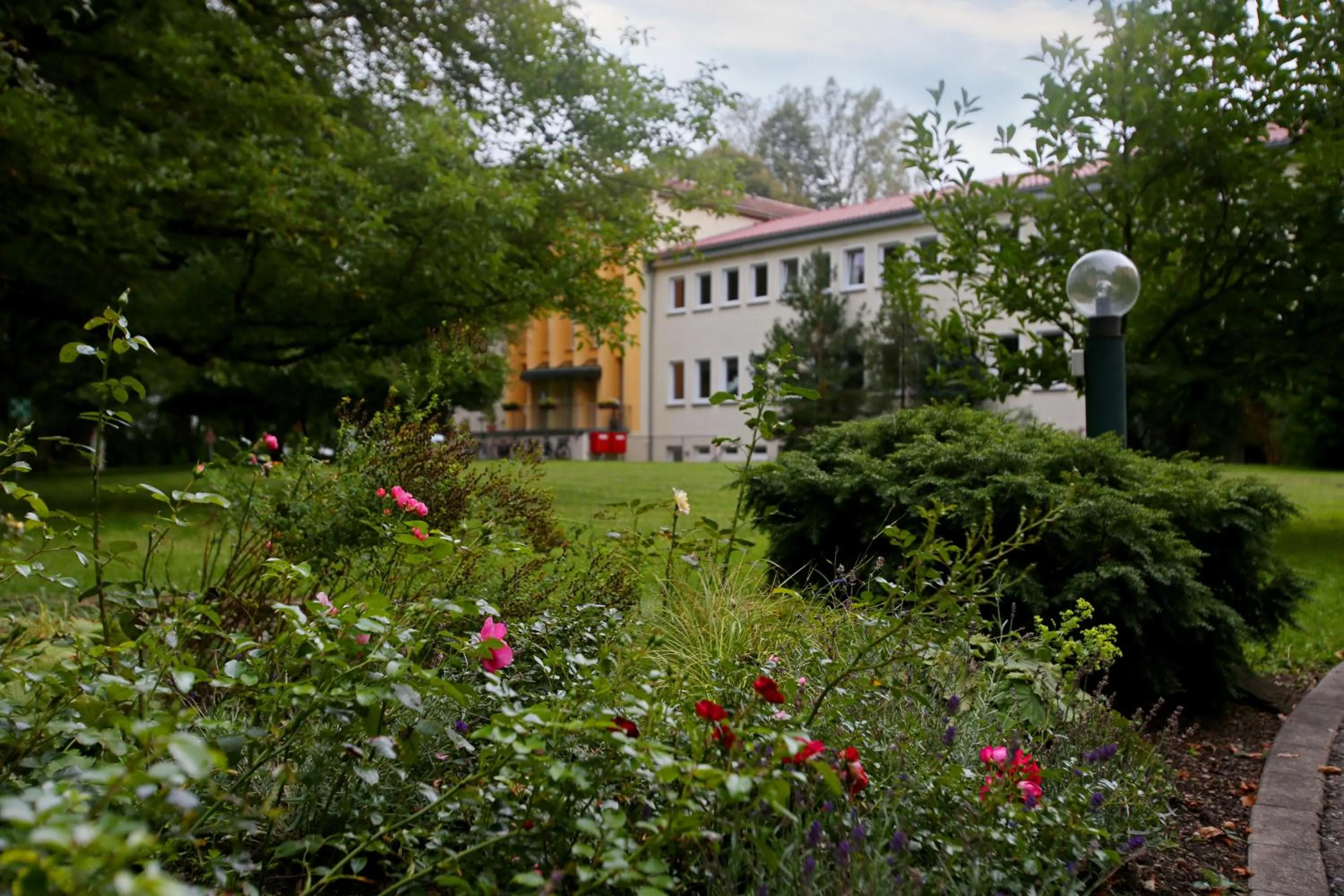 Facade/entrance in Tagungshaus Regina Pacis