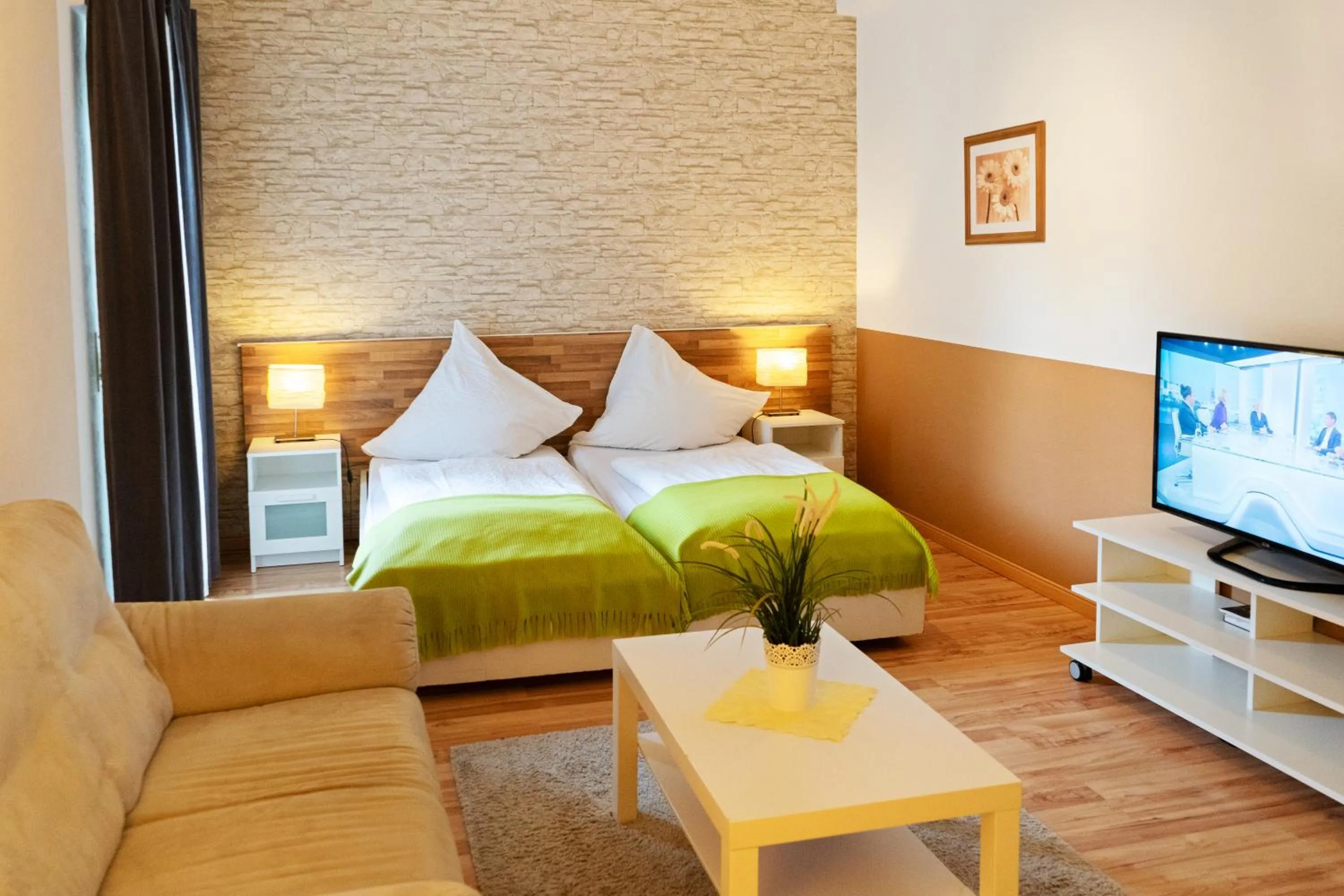 Photo of the whole room, Bed in Gasthof Zur Traube