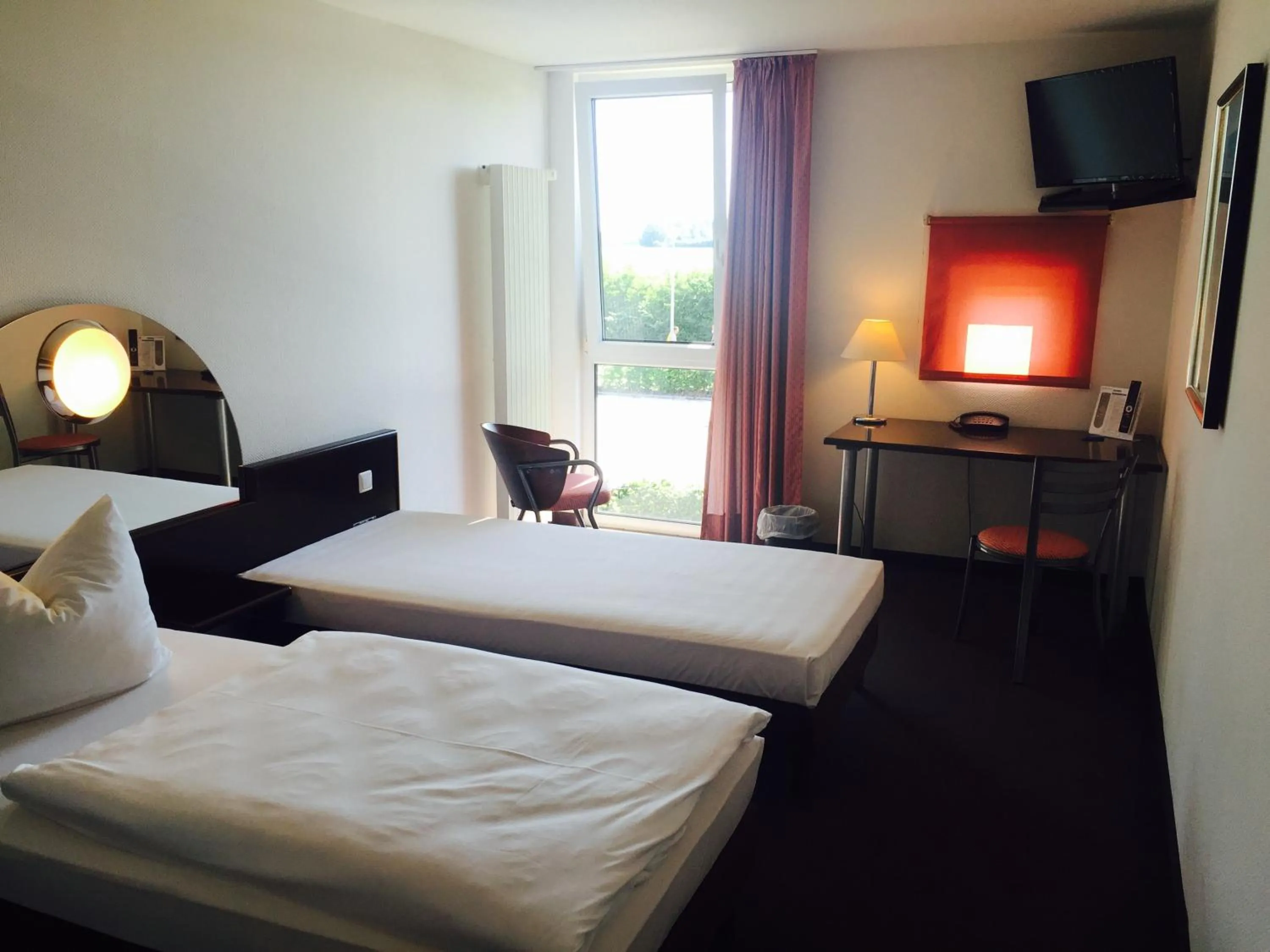 Day, Bed in AK 1 Hotel