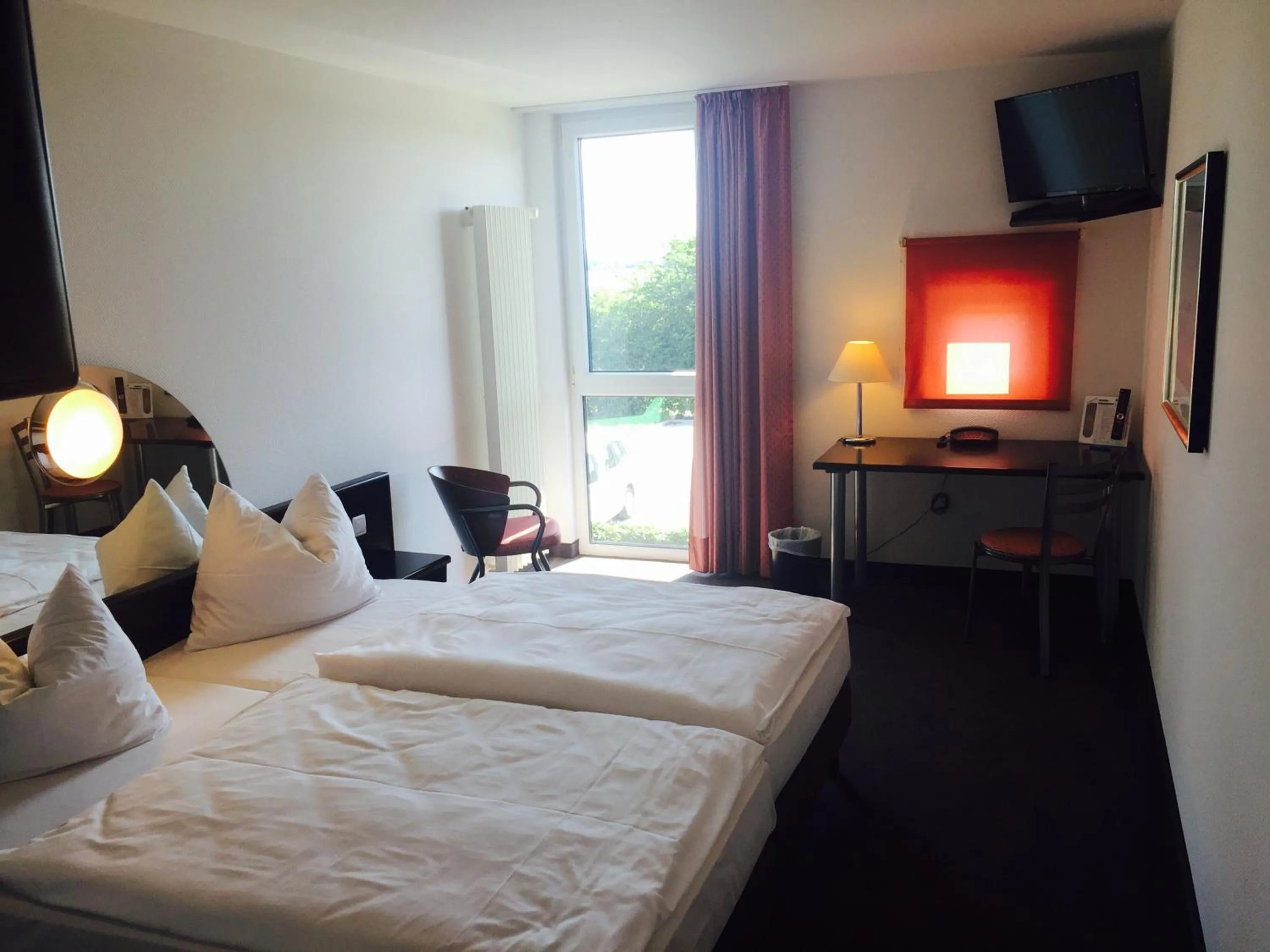 Day, Bed in AK 1 Hotel