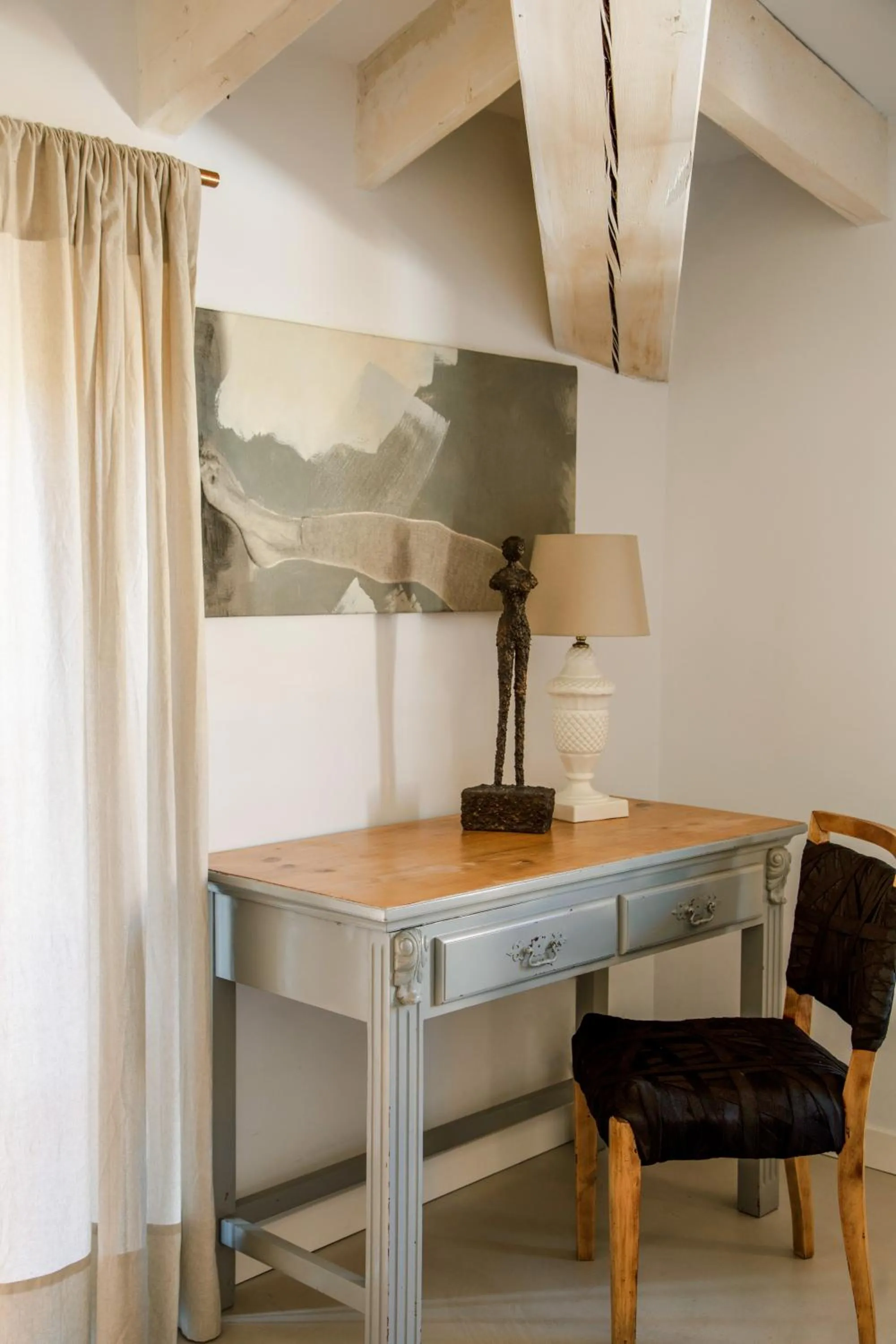 Seating area in Ecocirer Healthy Stay