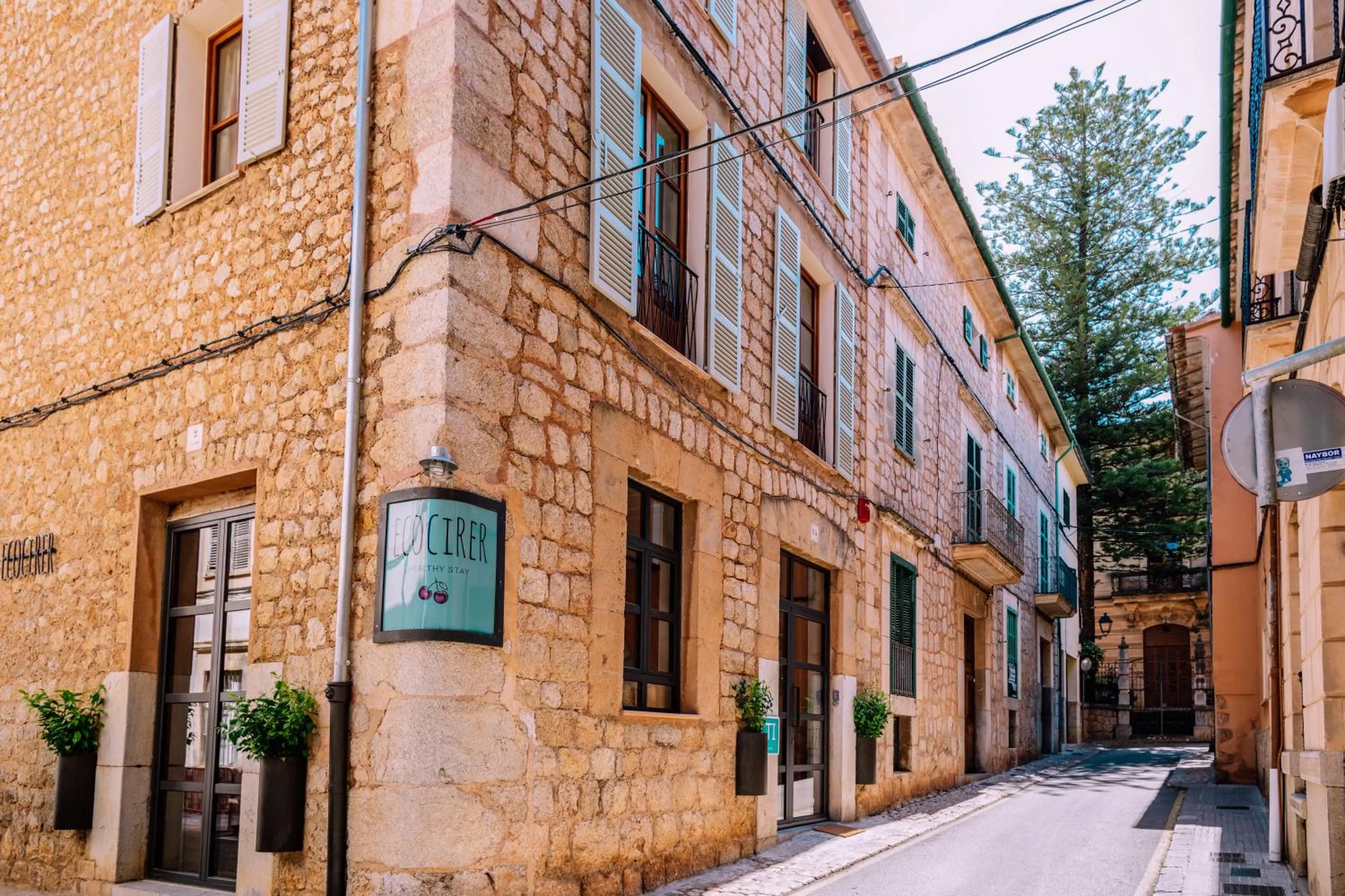 Property building in Ecocirer Healthy Stay