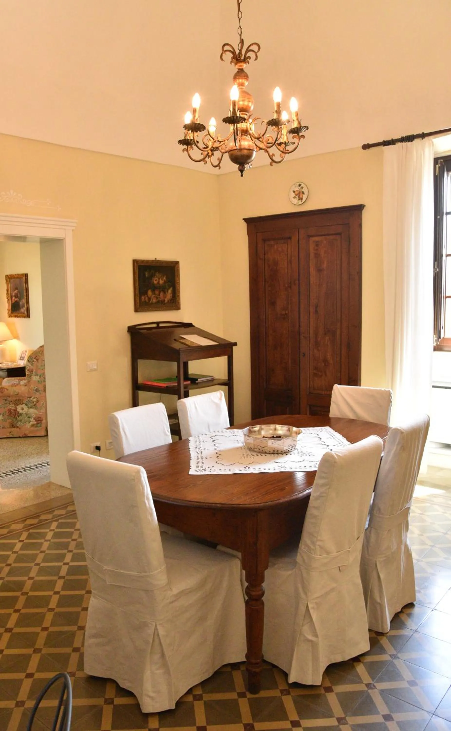 Communal lounge/ TV room in B&B Antica Corte