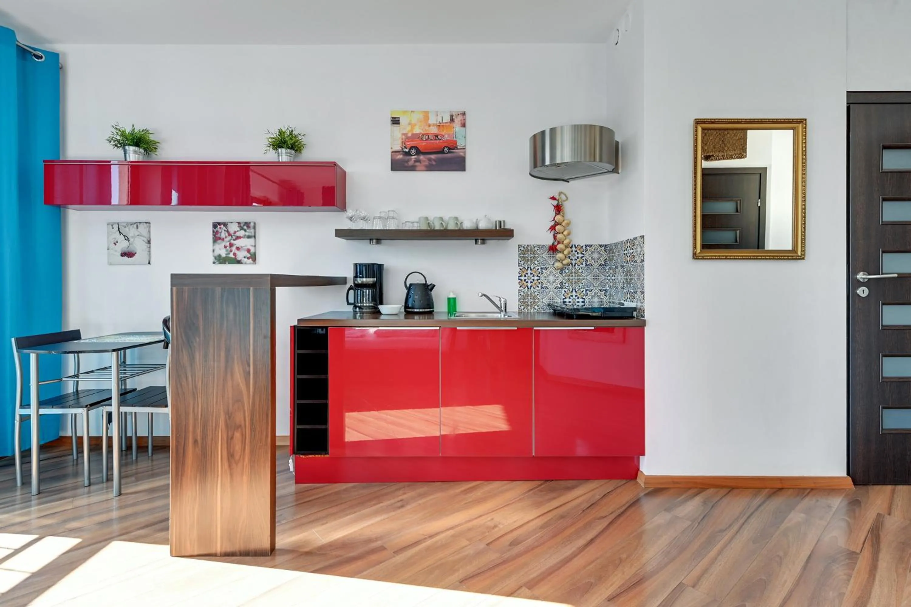 Kitchen or kitchenette in Szafarnia Apartments Old Town