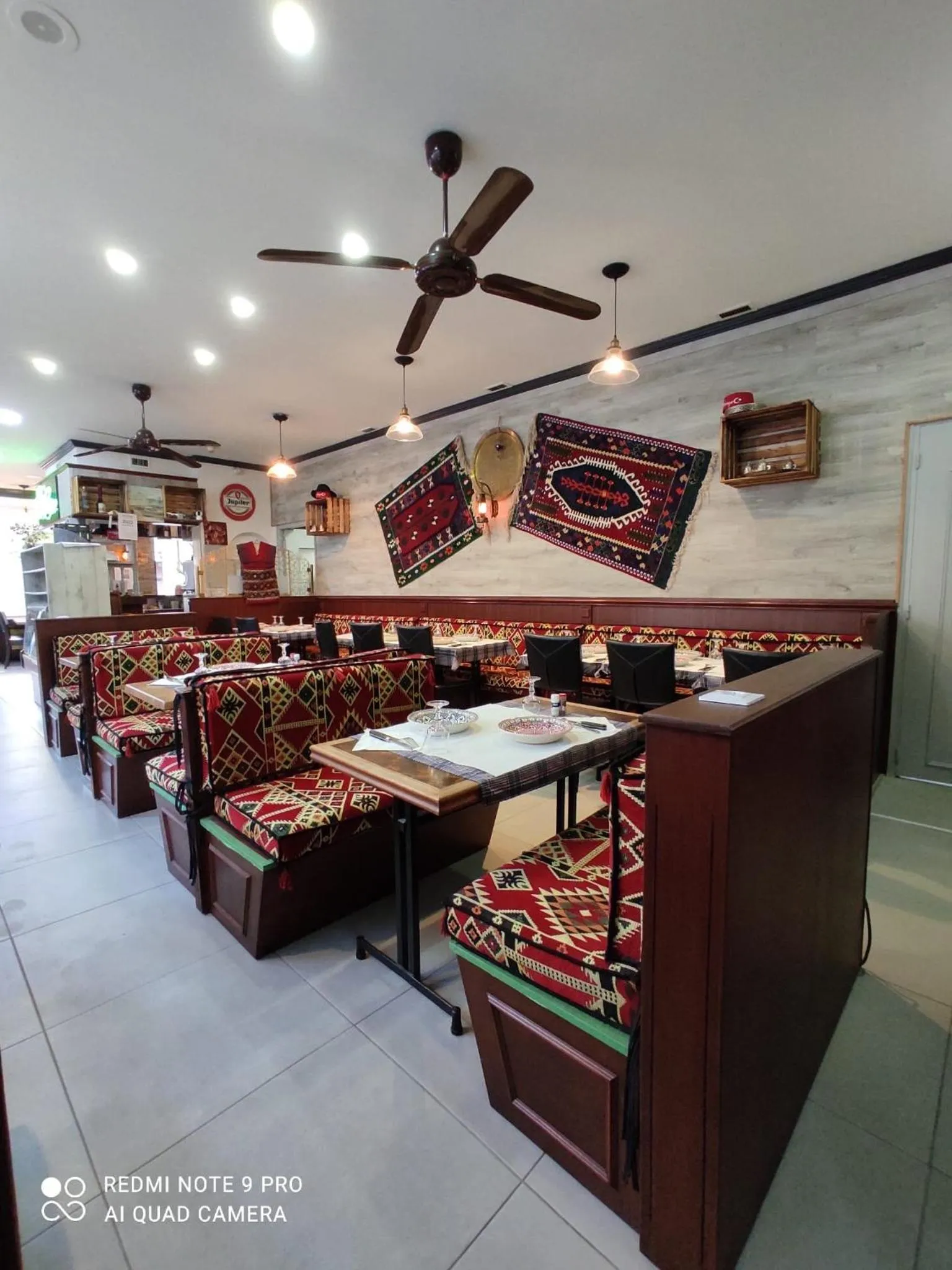 Restaurant/places to eat in Hotel Le Bon Moine