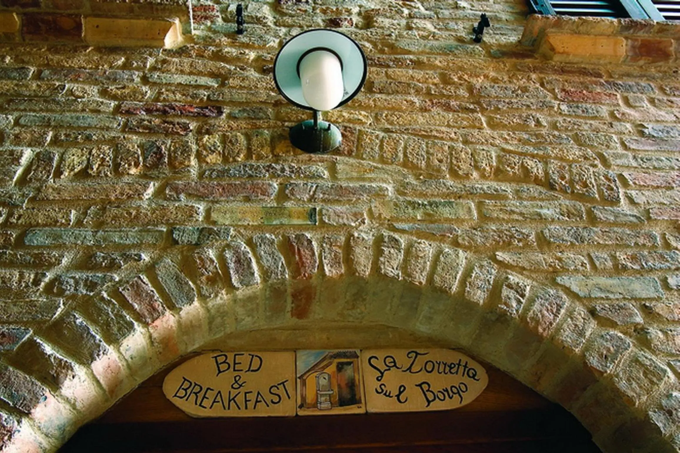 Facade/entrance in La Torretta sul Borgo