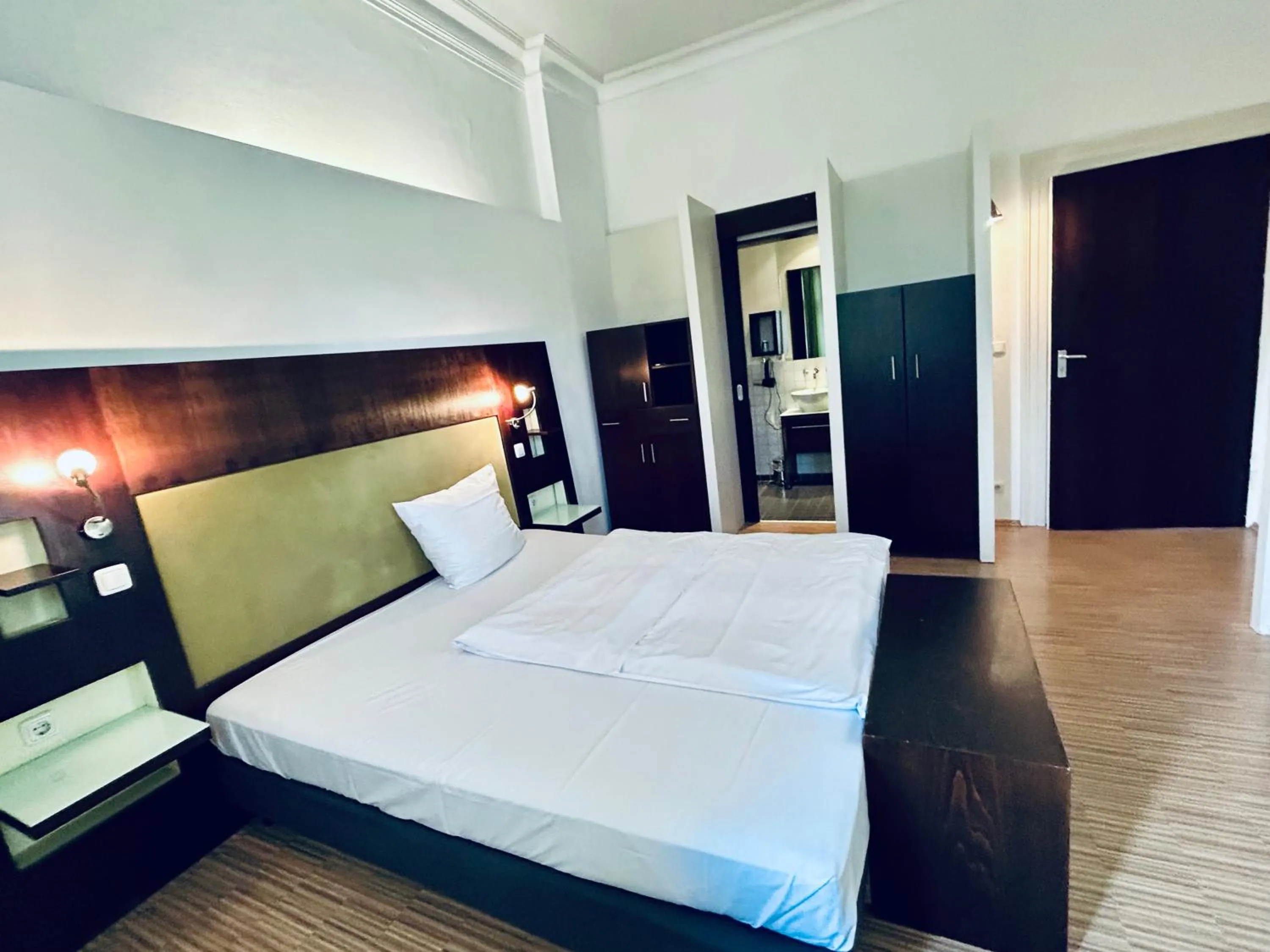 Bed in Hotel BRASSERIE