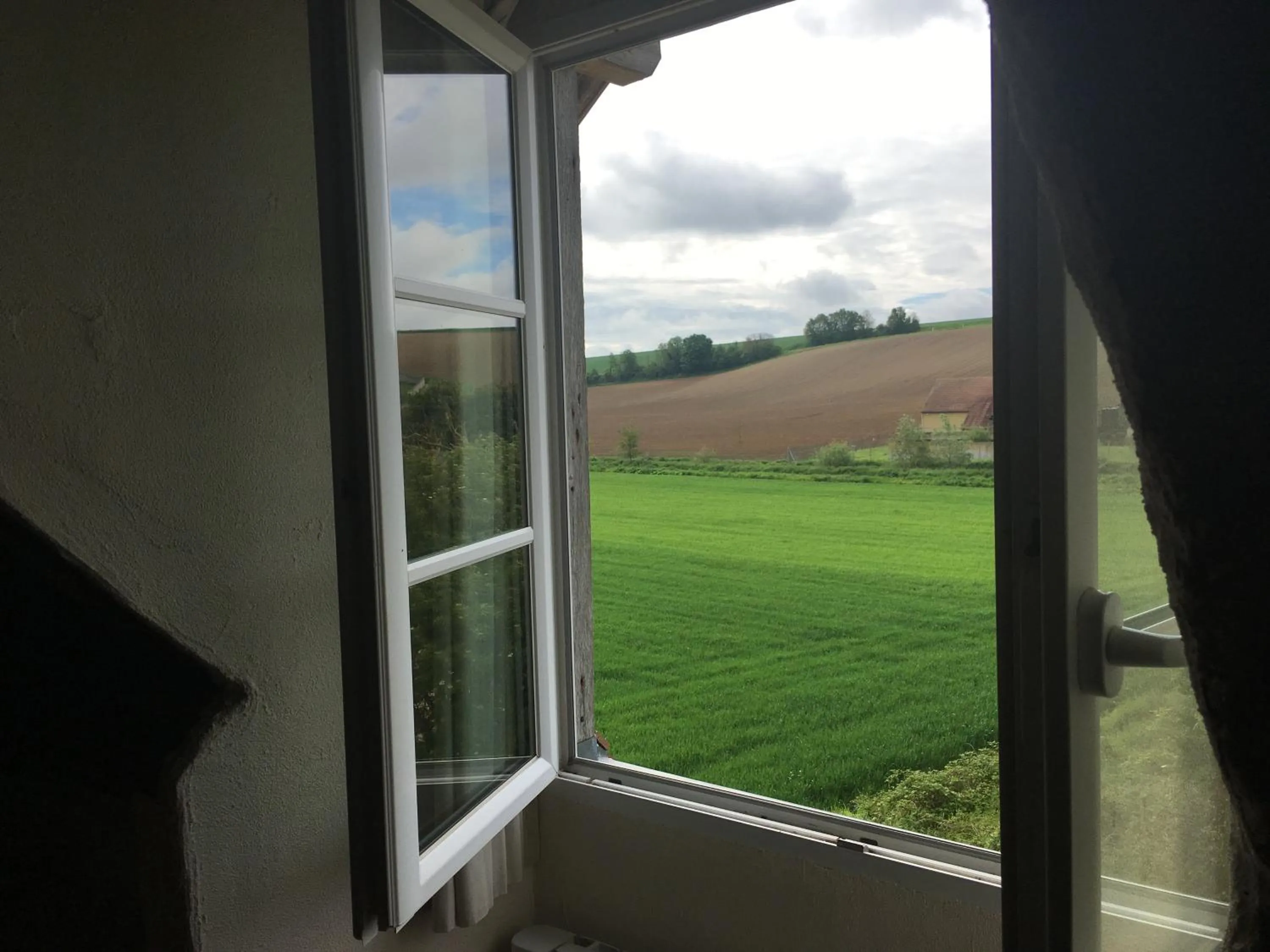 Garden view in Domaine de la Villa du Moulin de Champie - Plaine de Versailles
