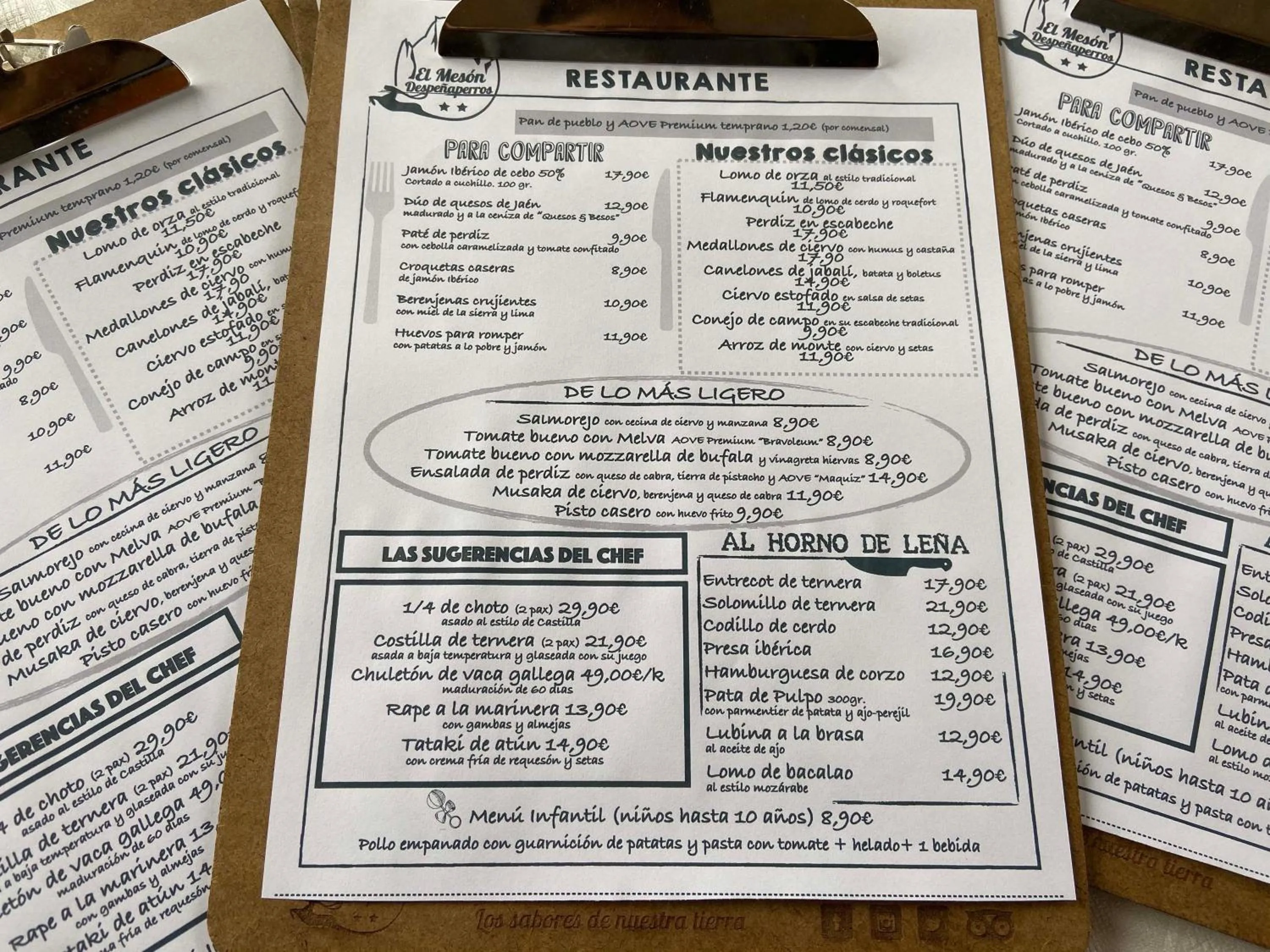 Food and drinks in El Mesón de Despeñaperros