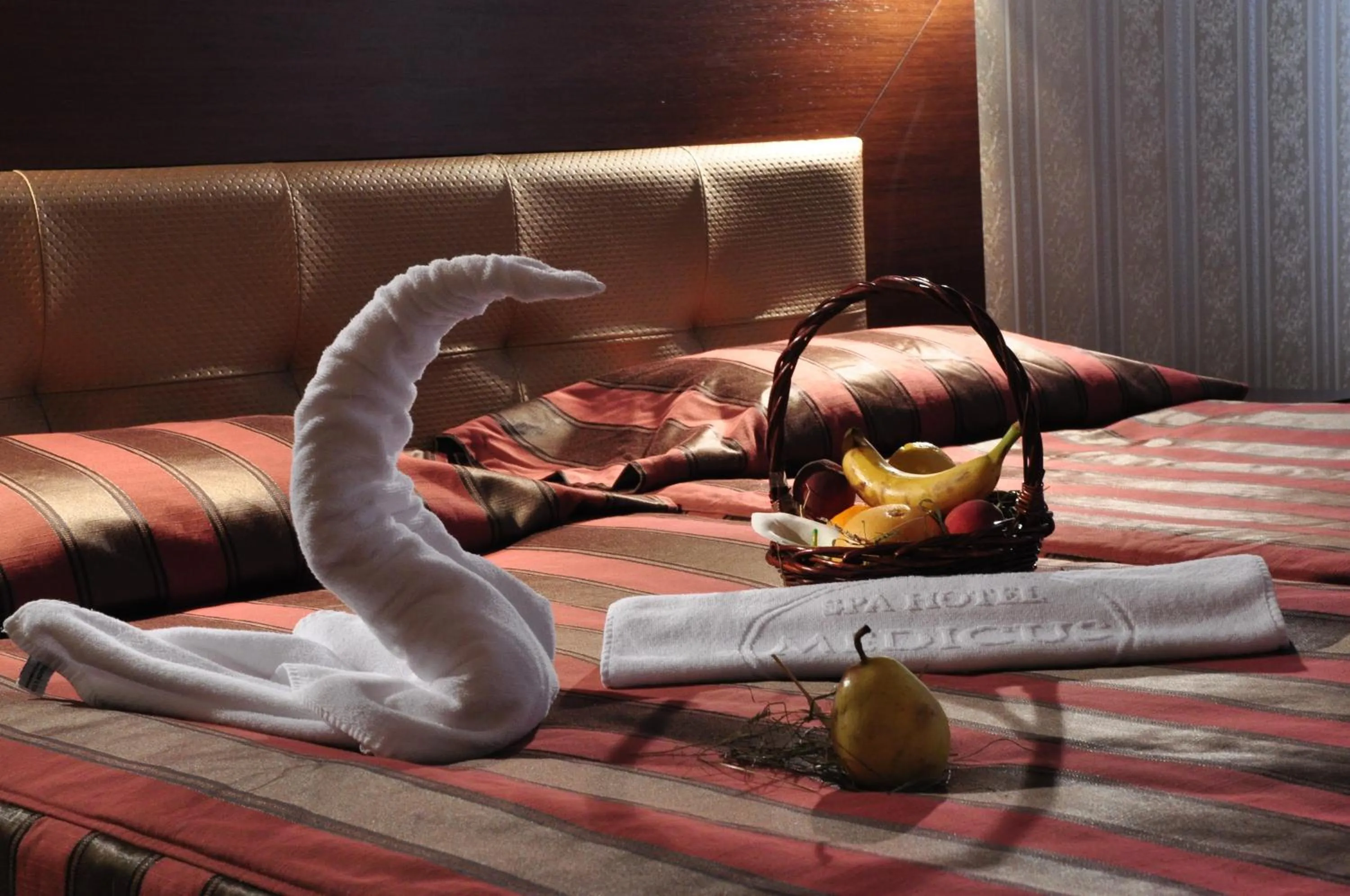 Decorative detail, Bed in SPA Hotel Medicus