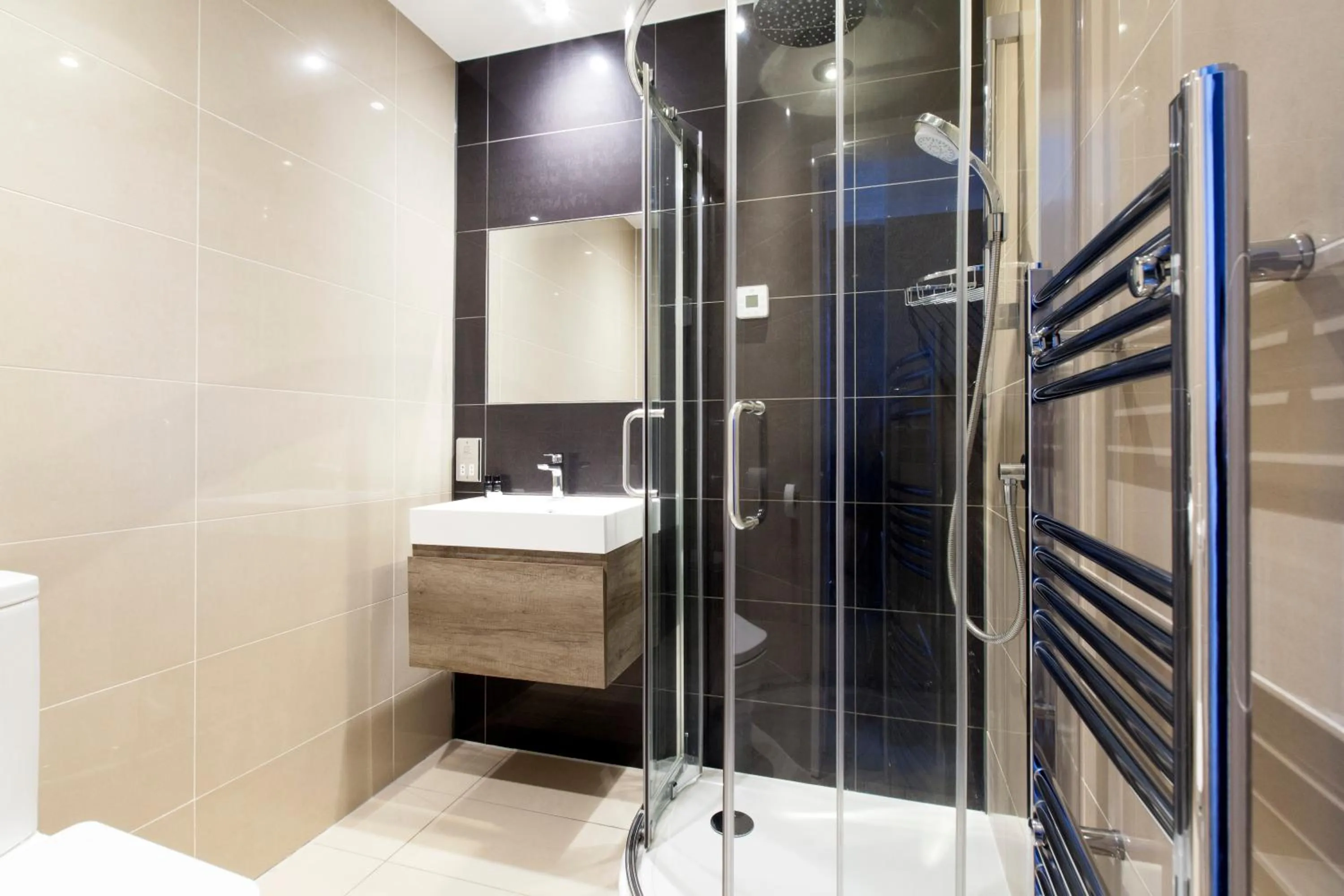 Asperion Hillside Hotel