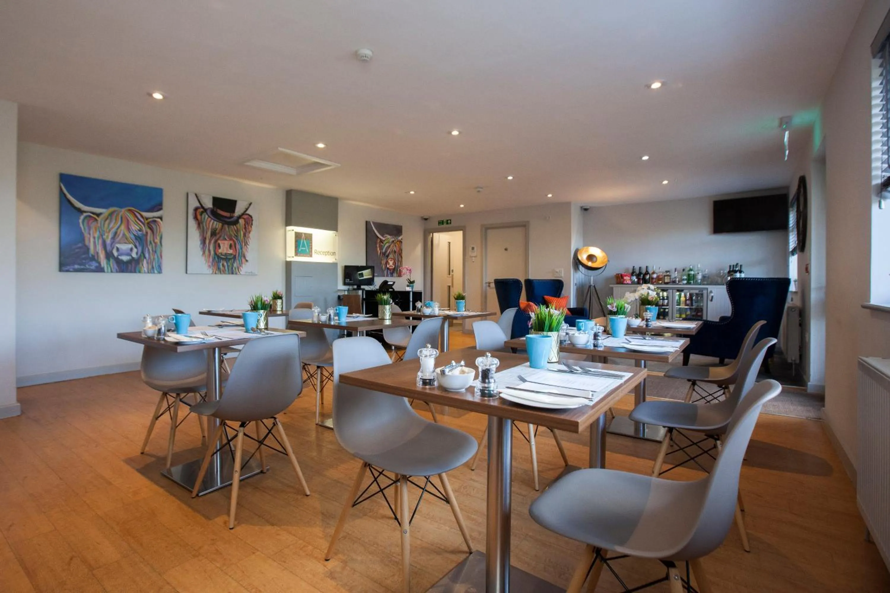 Restaurant/places to eat in Asperion Hotel