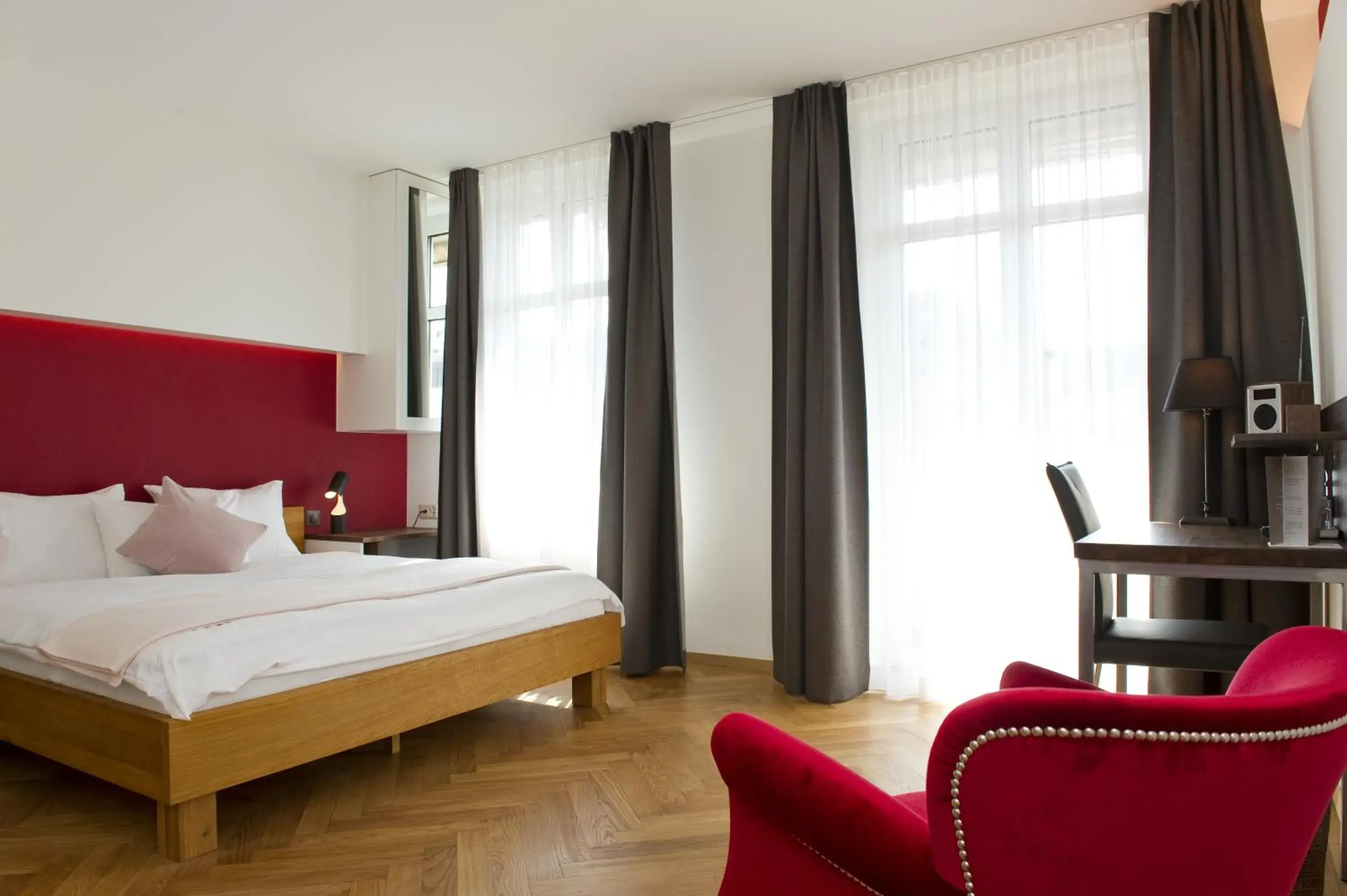 Premium Double Room with Balcony in Boutique Hotel NI-MO Premium Double Room with Balcony in Boutique Hotel NI-MO