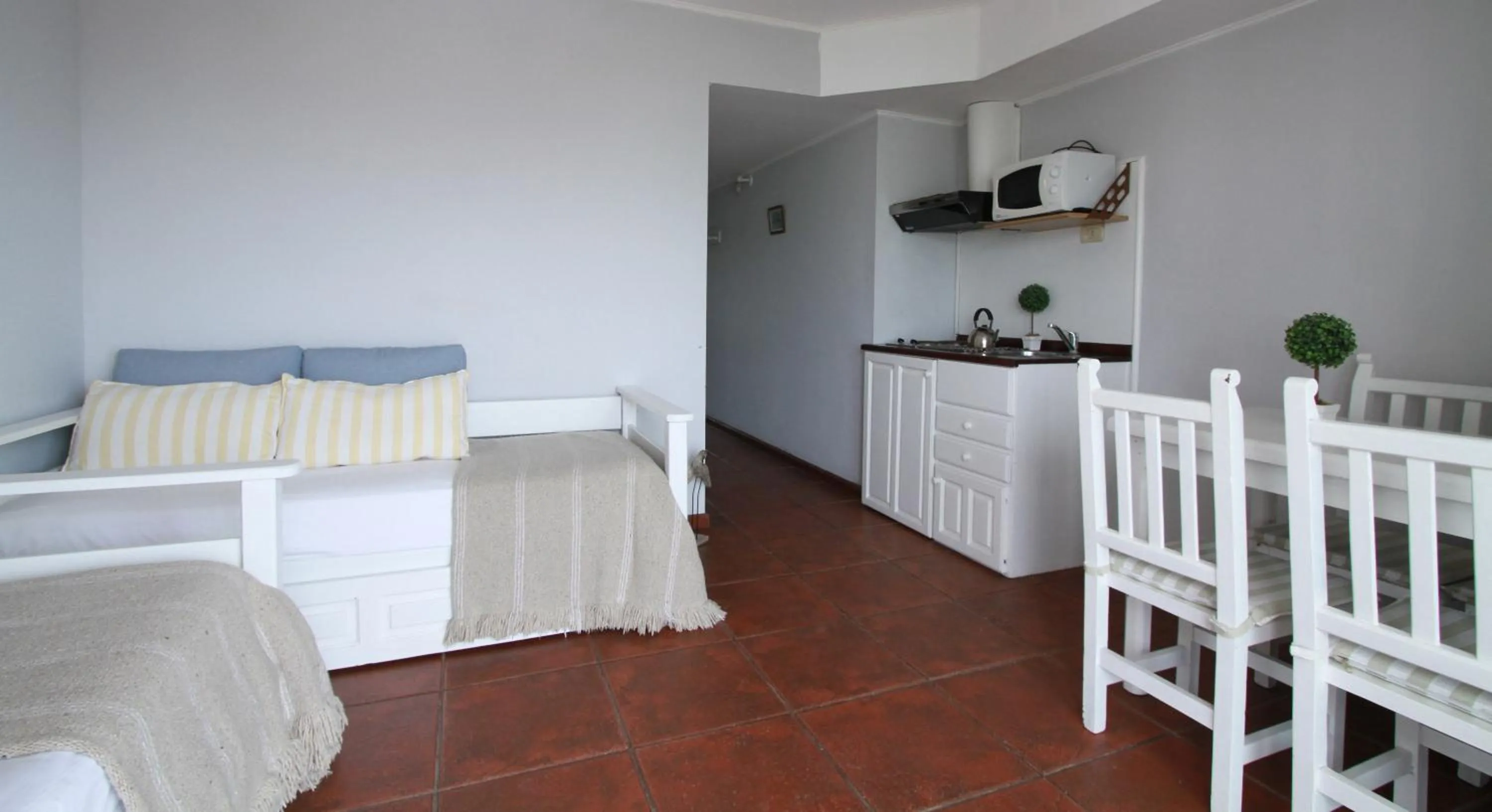 Kitchen or kitchenette, Bed in Costa Carilo Apart de Mar By HS