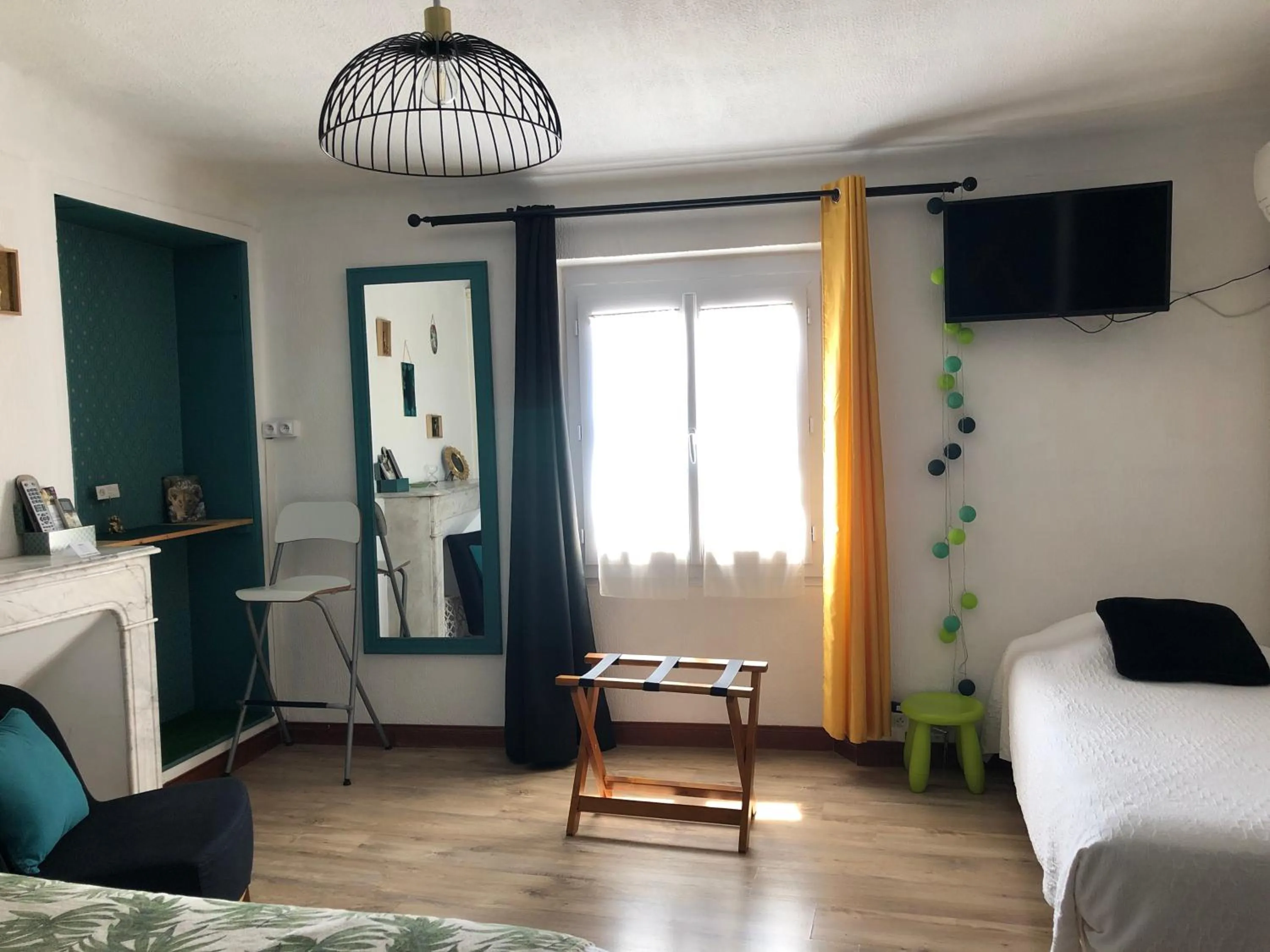 Bed in Hotel Le Flore