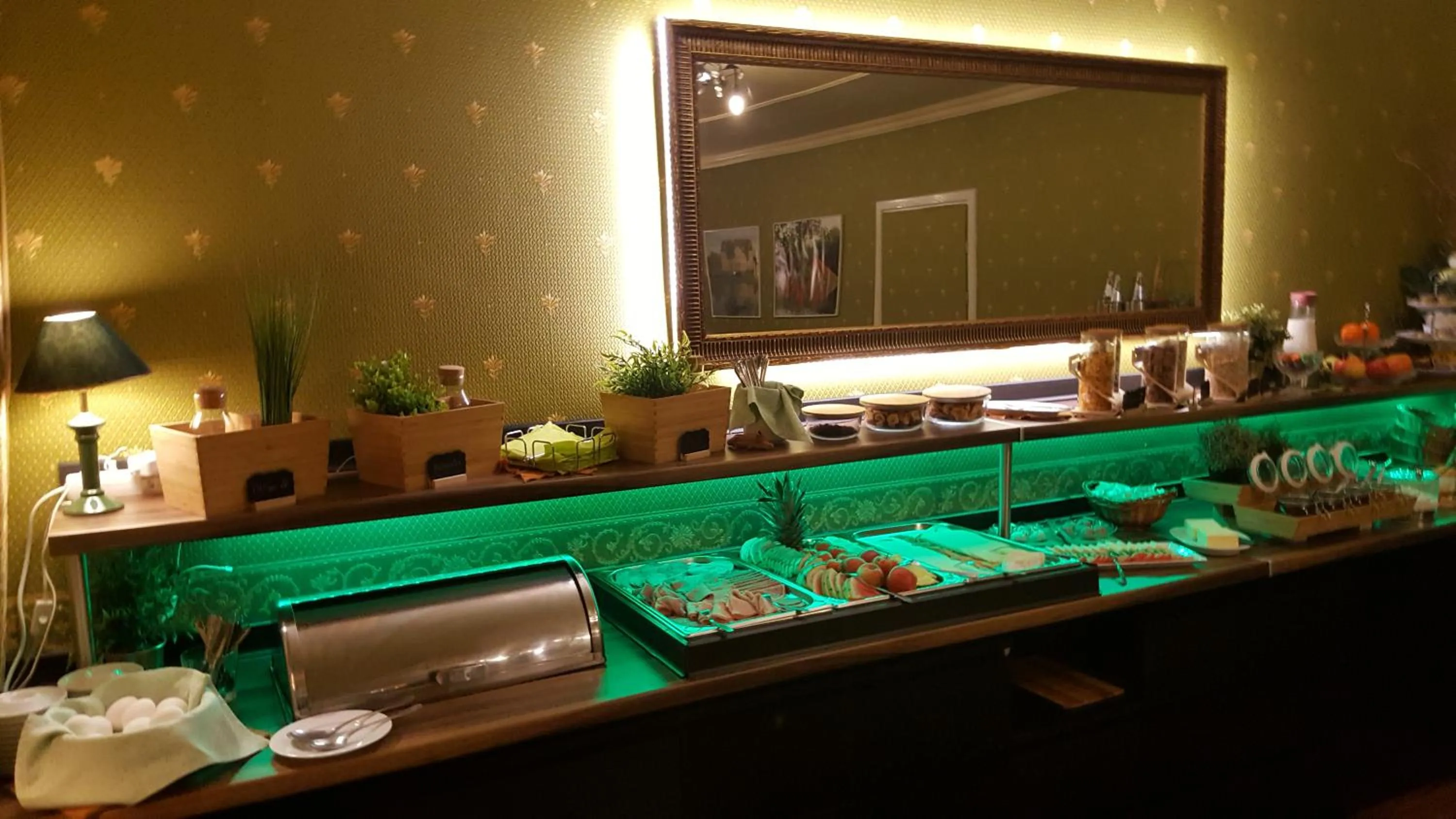 Buffet breakfast in Ahorn Hotel