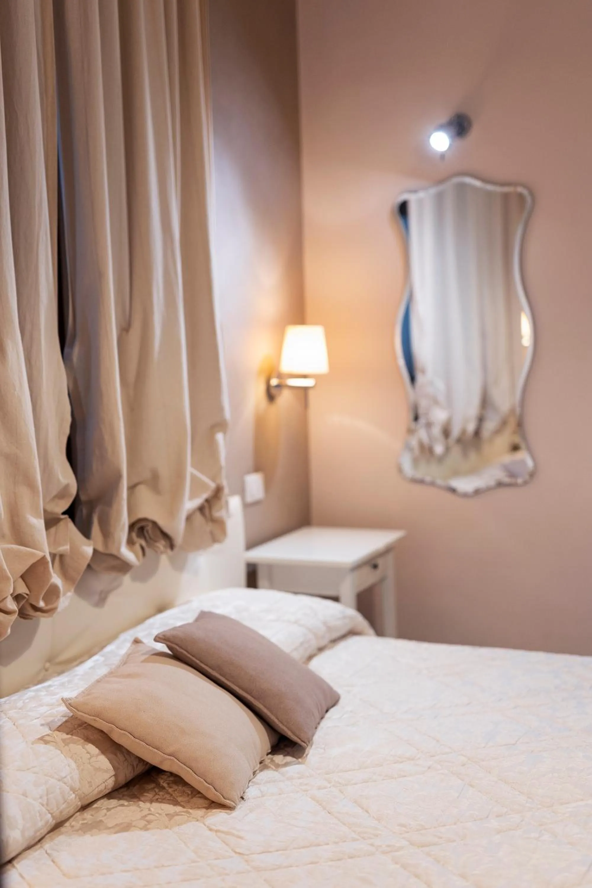 Bed in Casa Vèra Affittacamere Appartamenti