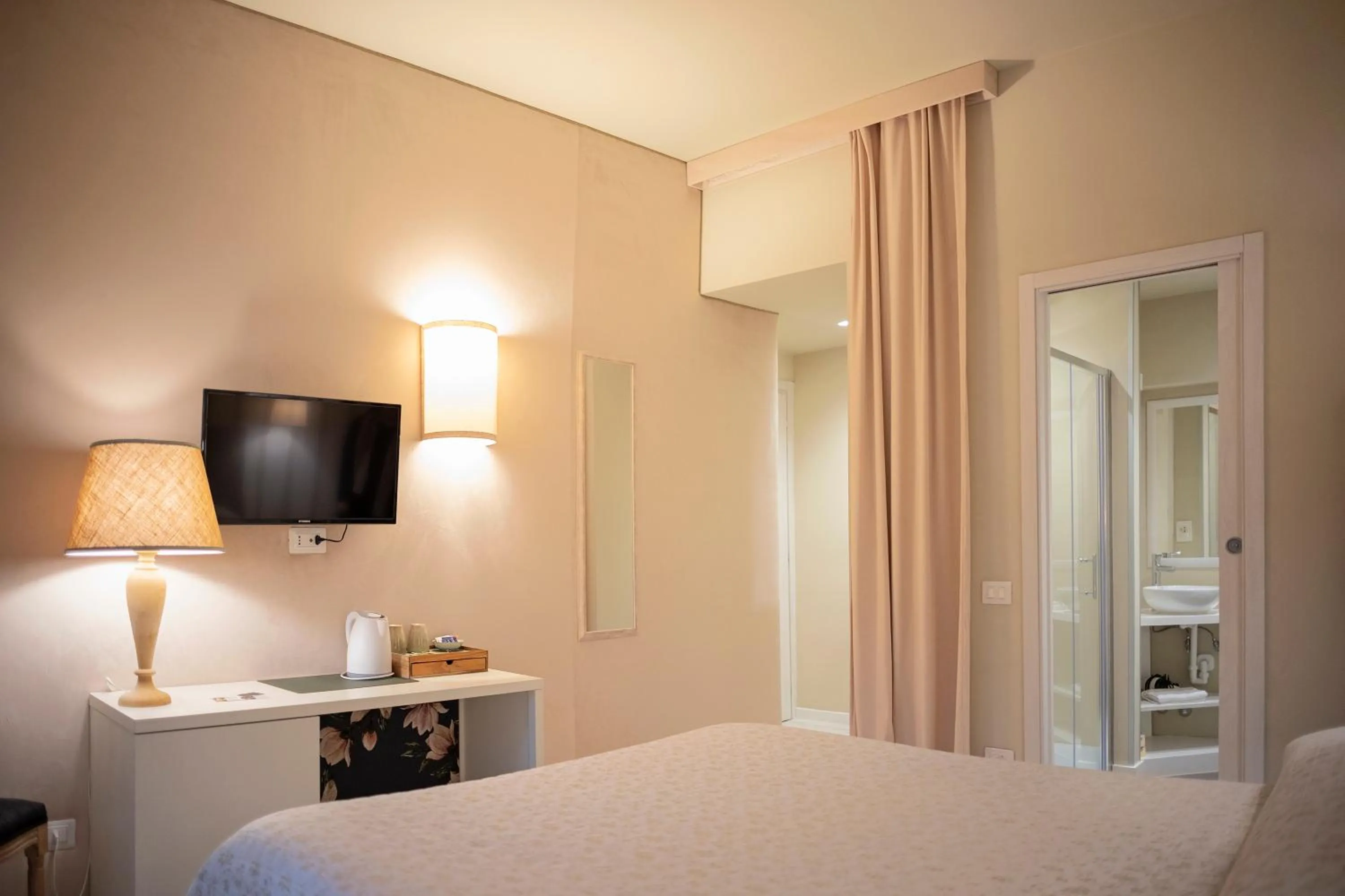 Bed in Casa Vèra Affittacamere Appartamenti