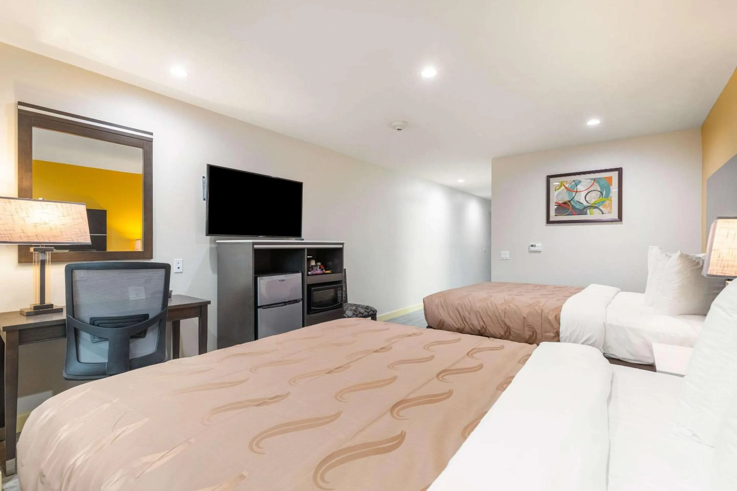 Bedroom, Bed in Quality Inn Banning I-10