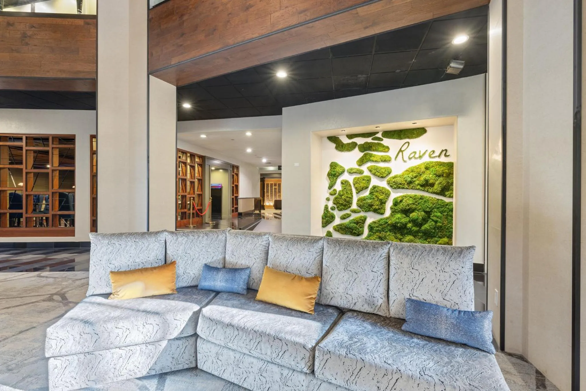 Property building in voco Laguna Hills by IHG