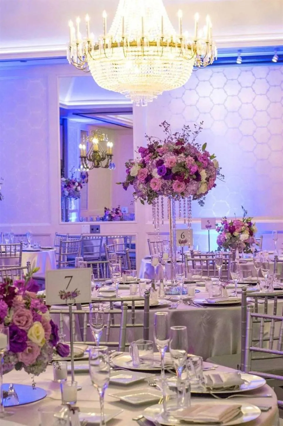 Restaurant/places to eat in The Hills Hotel, an IHG Hotel