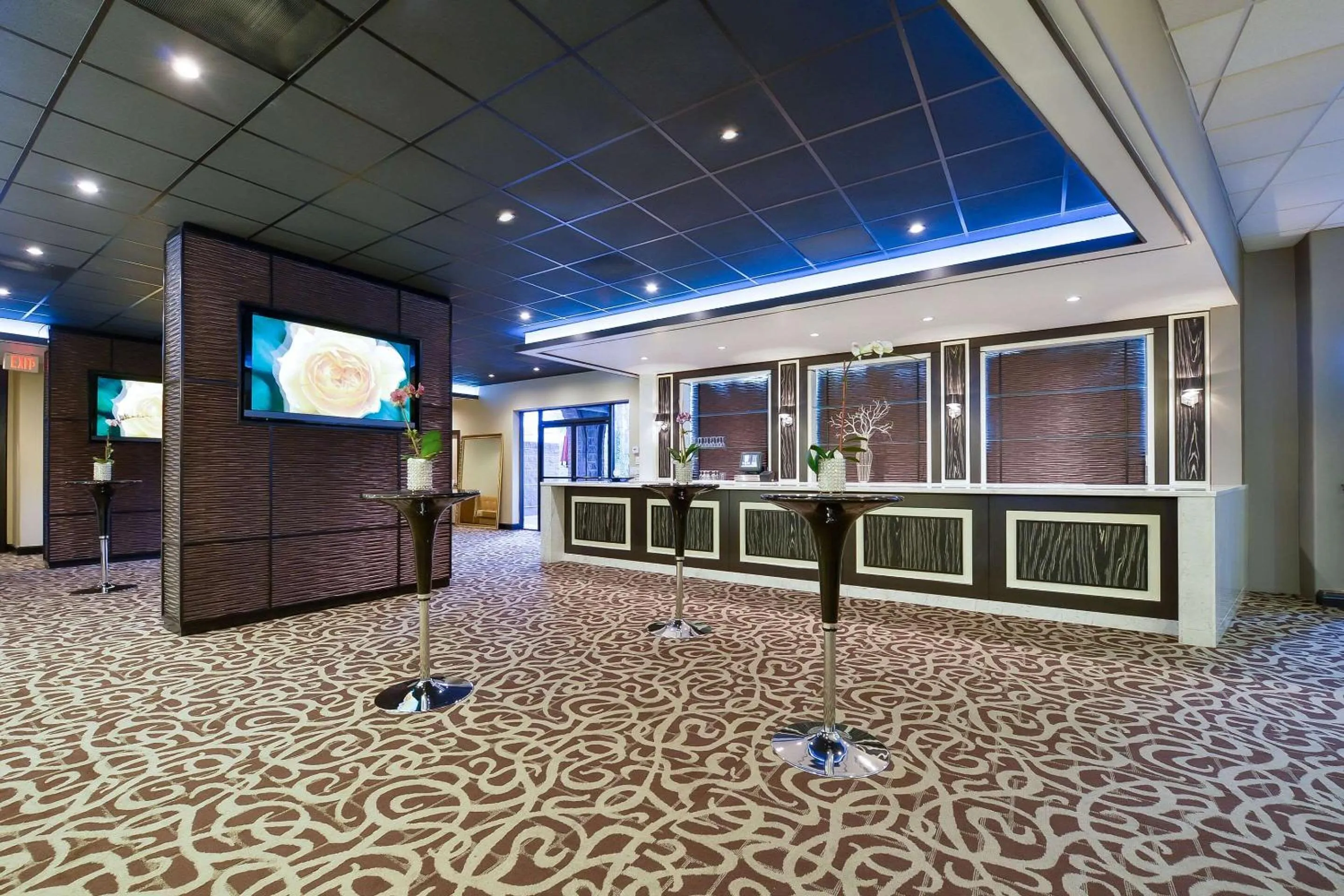 Restaurant/places to eat in The Hills Hotel, an IHG Hotel