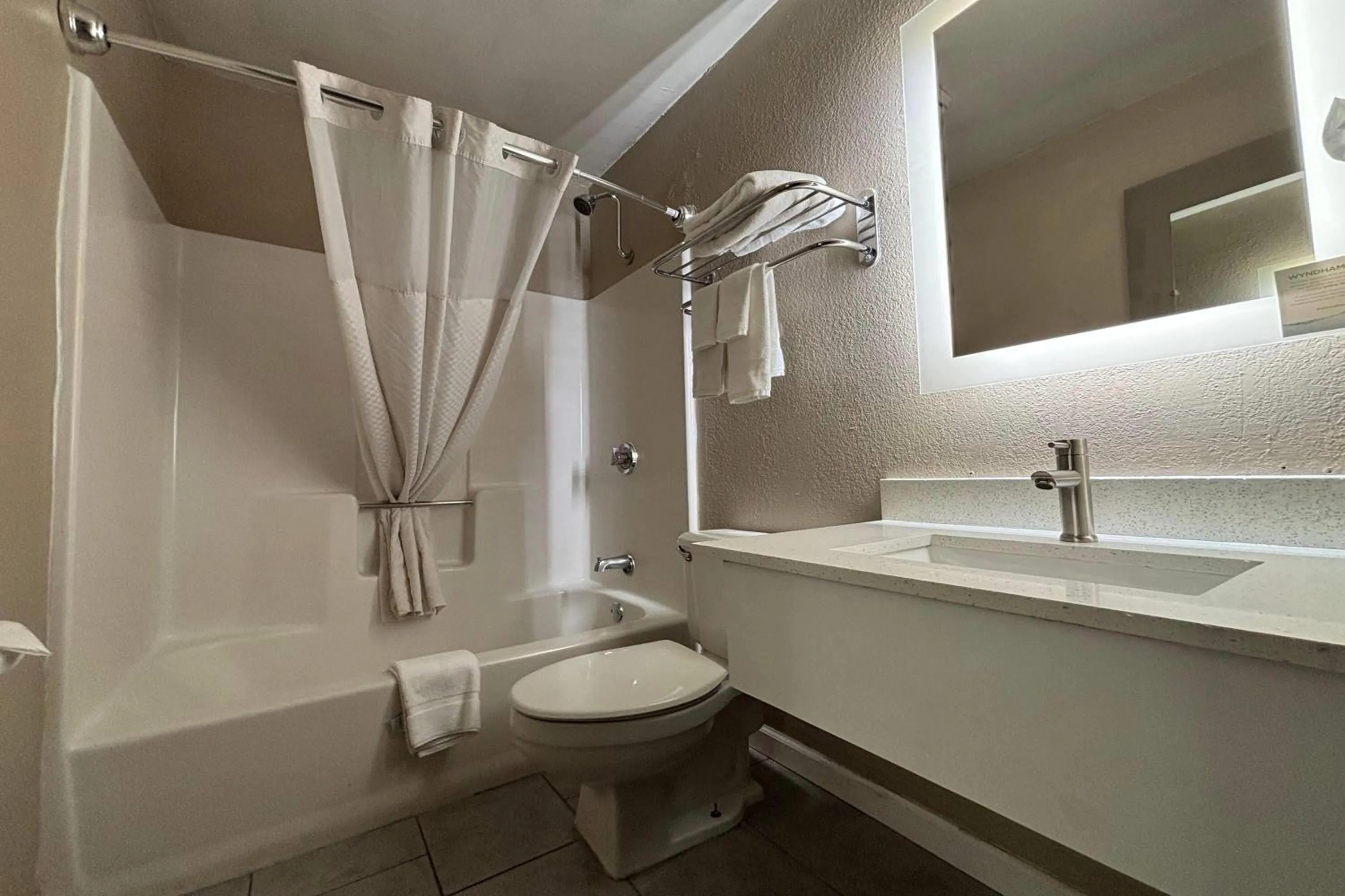 Bathroom in Super 8 by Wyndham Alton