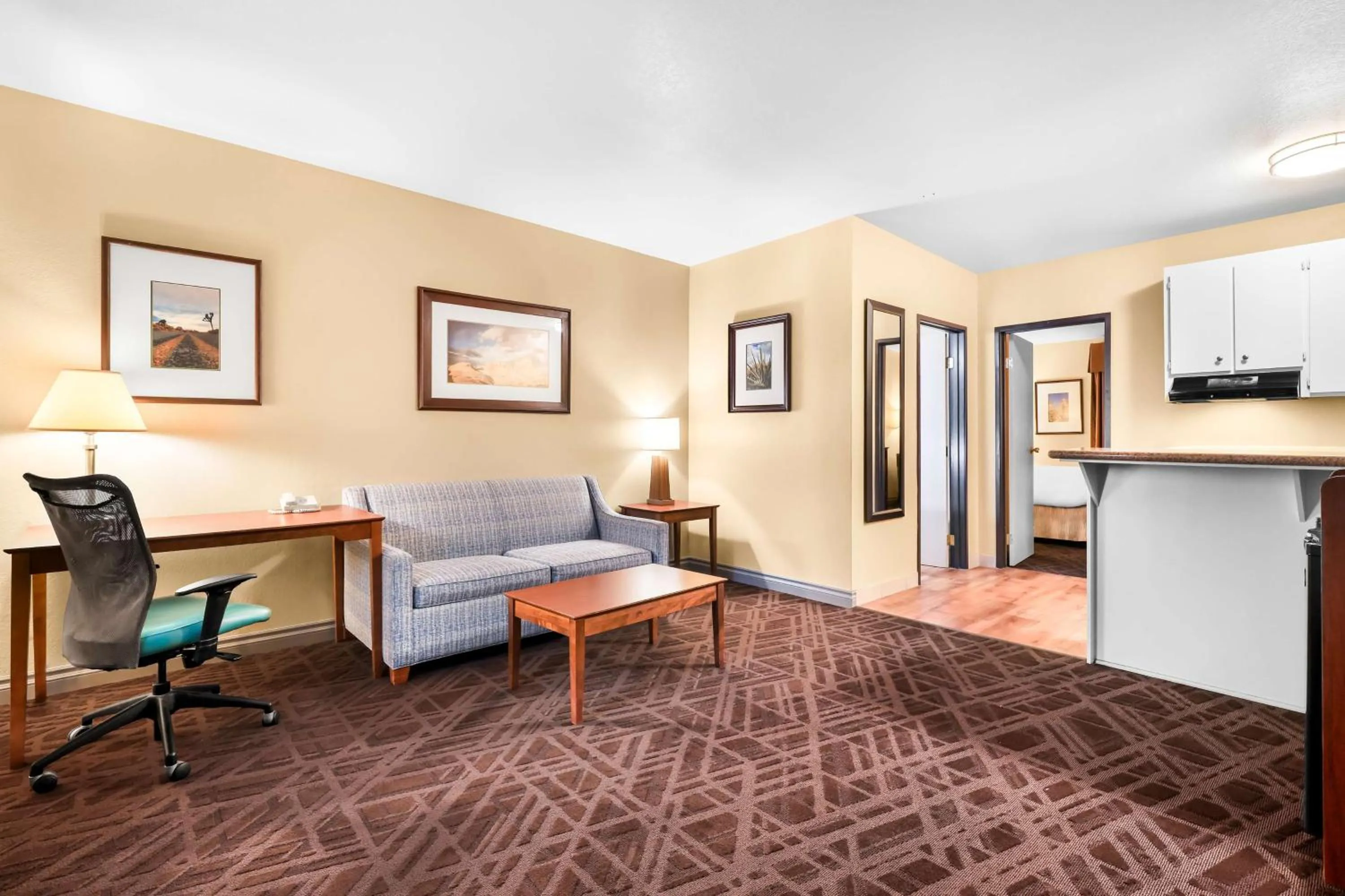 Bedroom in Sure Stay Plus by Best Western Twentynine Palms Joshua Tree